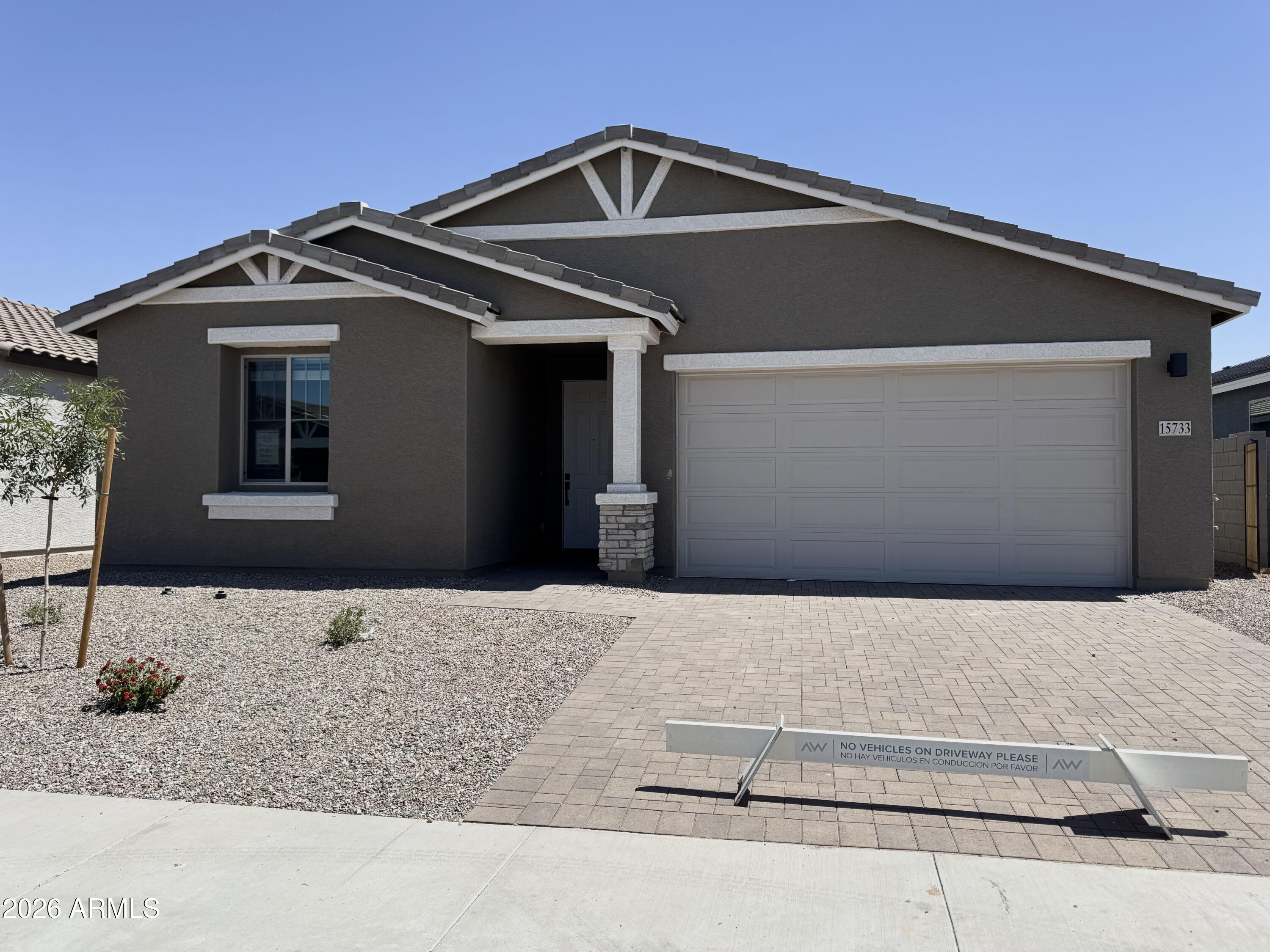 15733 W CORTE DEL SOL ESTE --