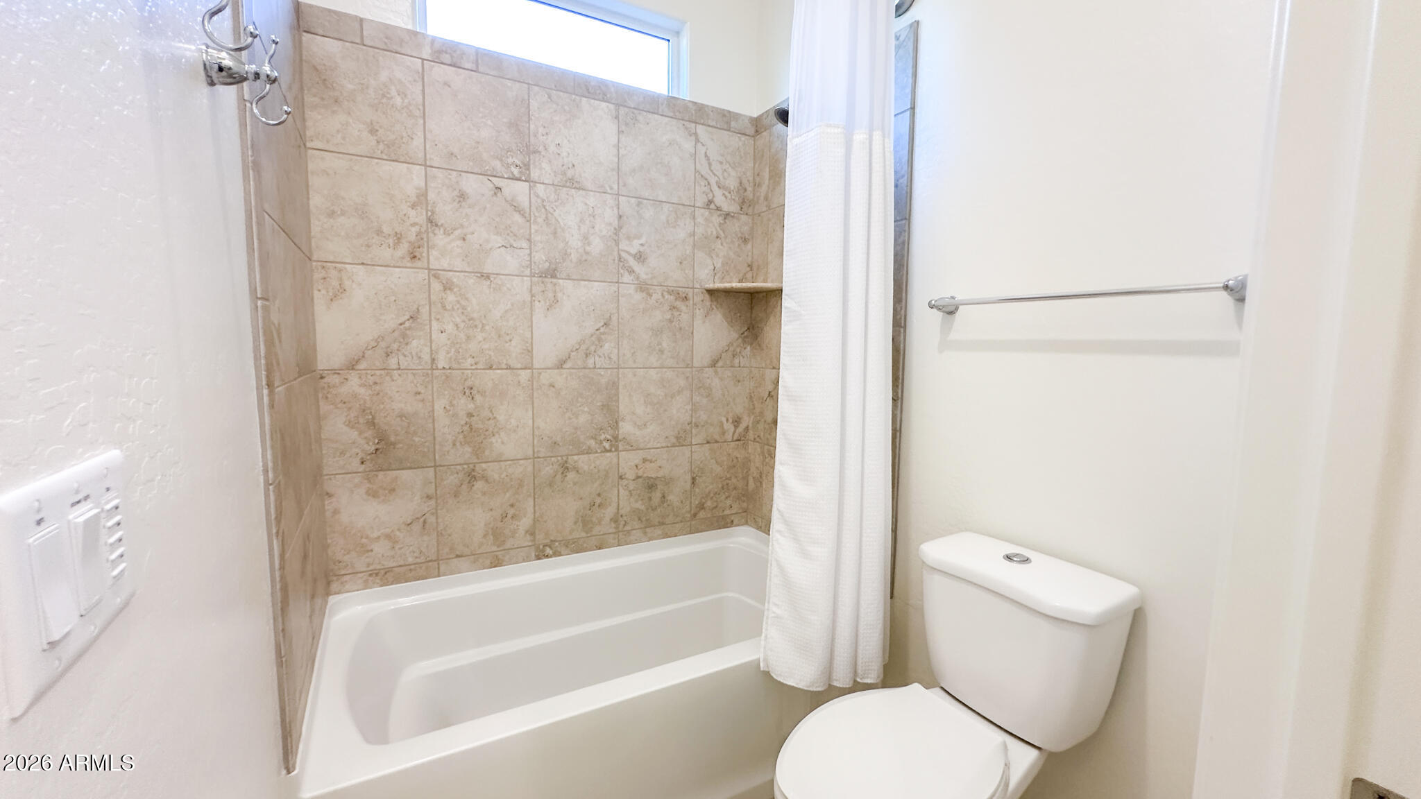 10517 W BRONCO Trail