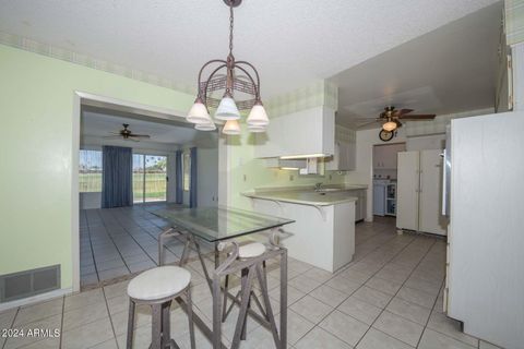 Duplex in Sun City AZ 10802 CAMEO Drive 13.jpg