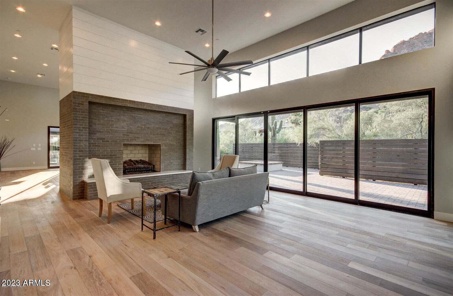 HIGHLANDS - Residential