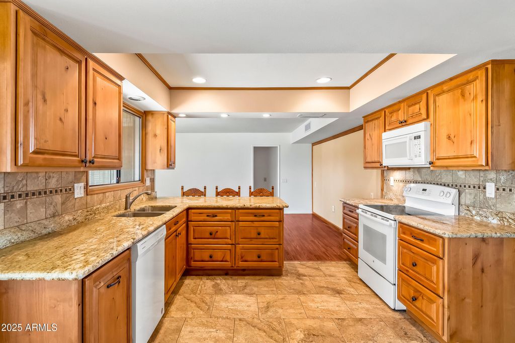 Photo of 17646 N Whispering Oaks Drive, Sun City West, AZ 85375 (MLS # 6913707)