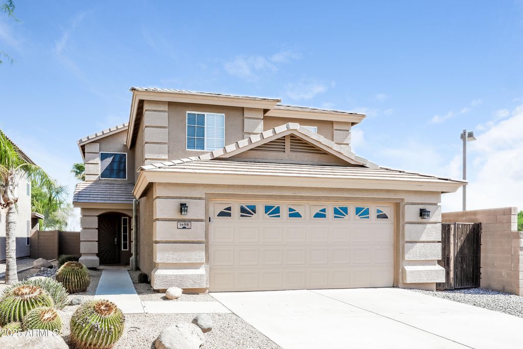 Photo of 1498 E Rosebud Drive, San Tan Valley, AZ 85143 (MLS # 6935981)