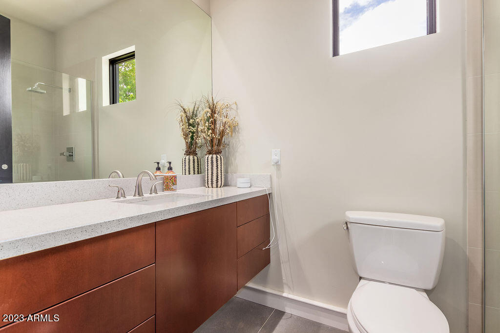 CAMELBACK COUNTRY CLUB ESTATES 3 - Residential
