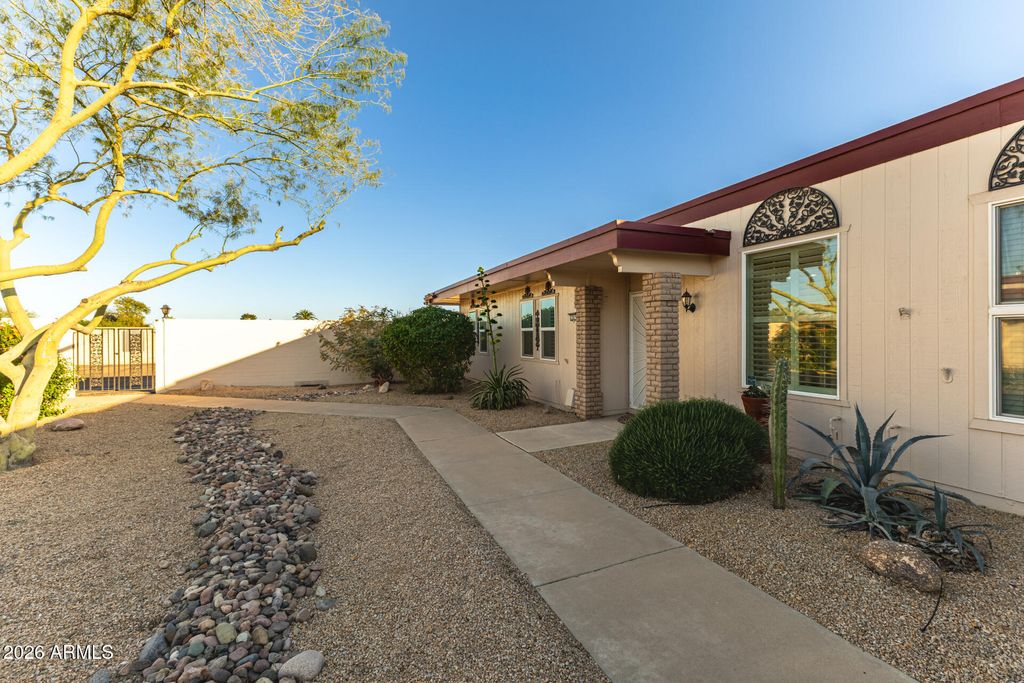 Photo of 12875 N 99th Drive, Sun City, AZ 85351 (MLS # 6994146)