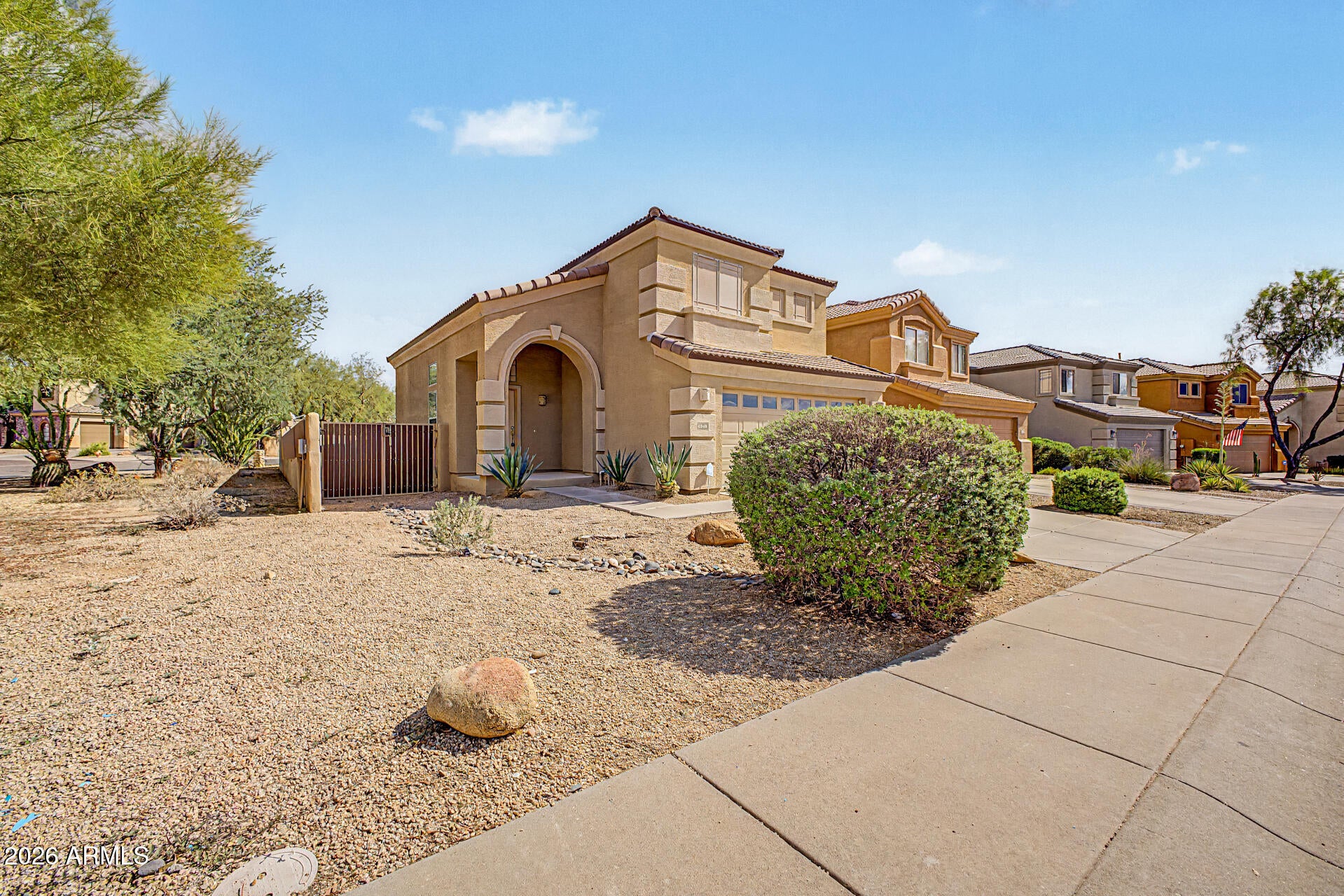 4945 E ROBERTA Drive