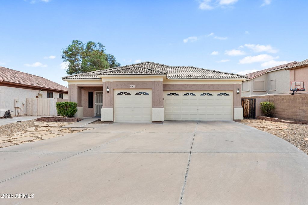 Photo of 8303 N 56th Lane, Glendale, AZ 85302 (MLS # 7031625)