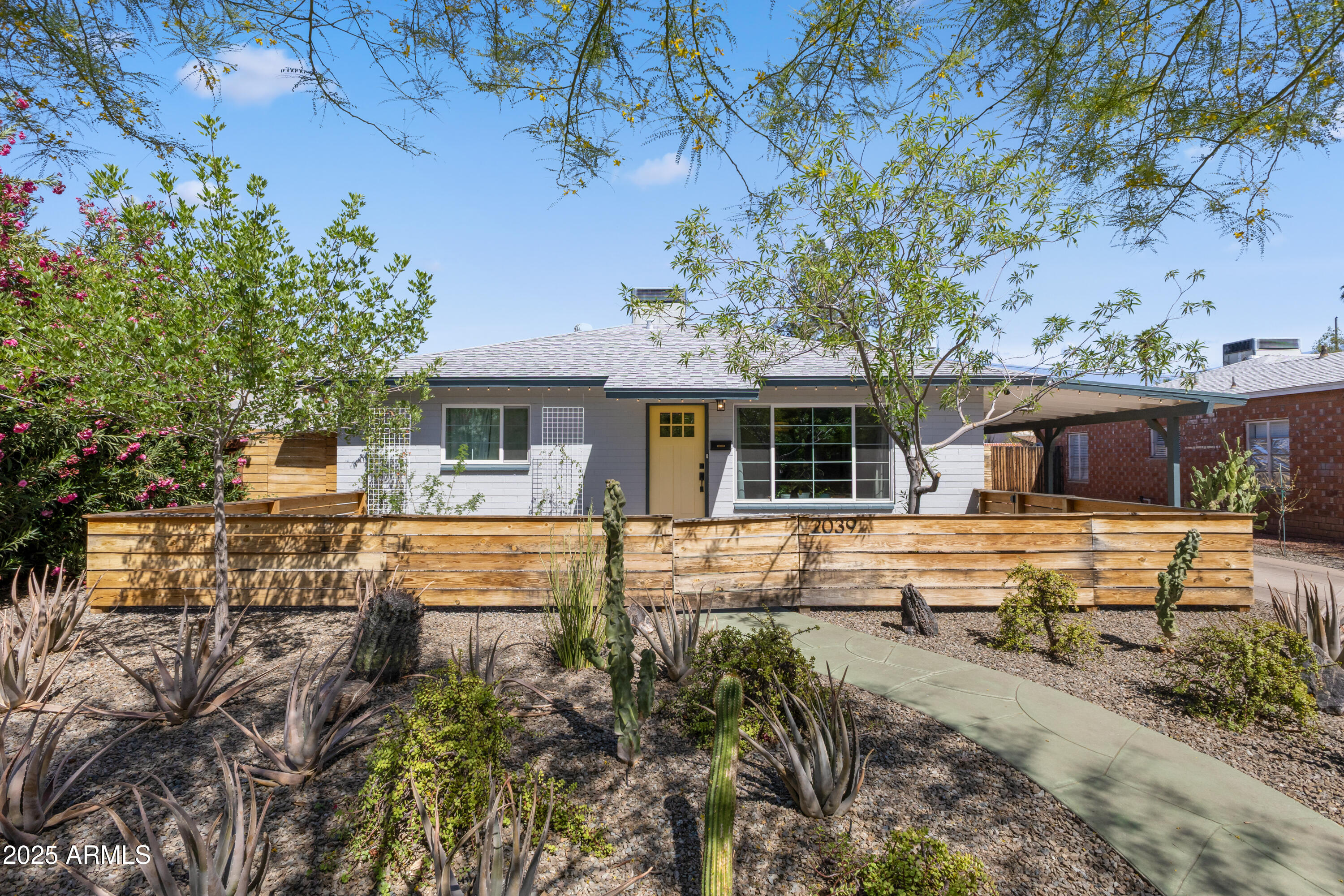 Listing image 1