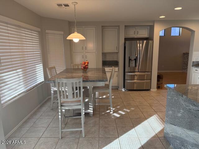 2932 S Chatsworth --