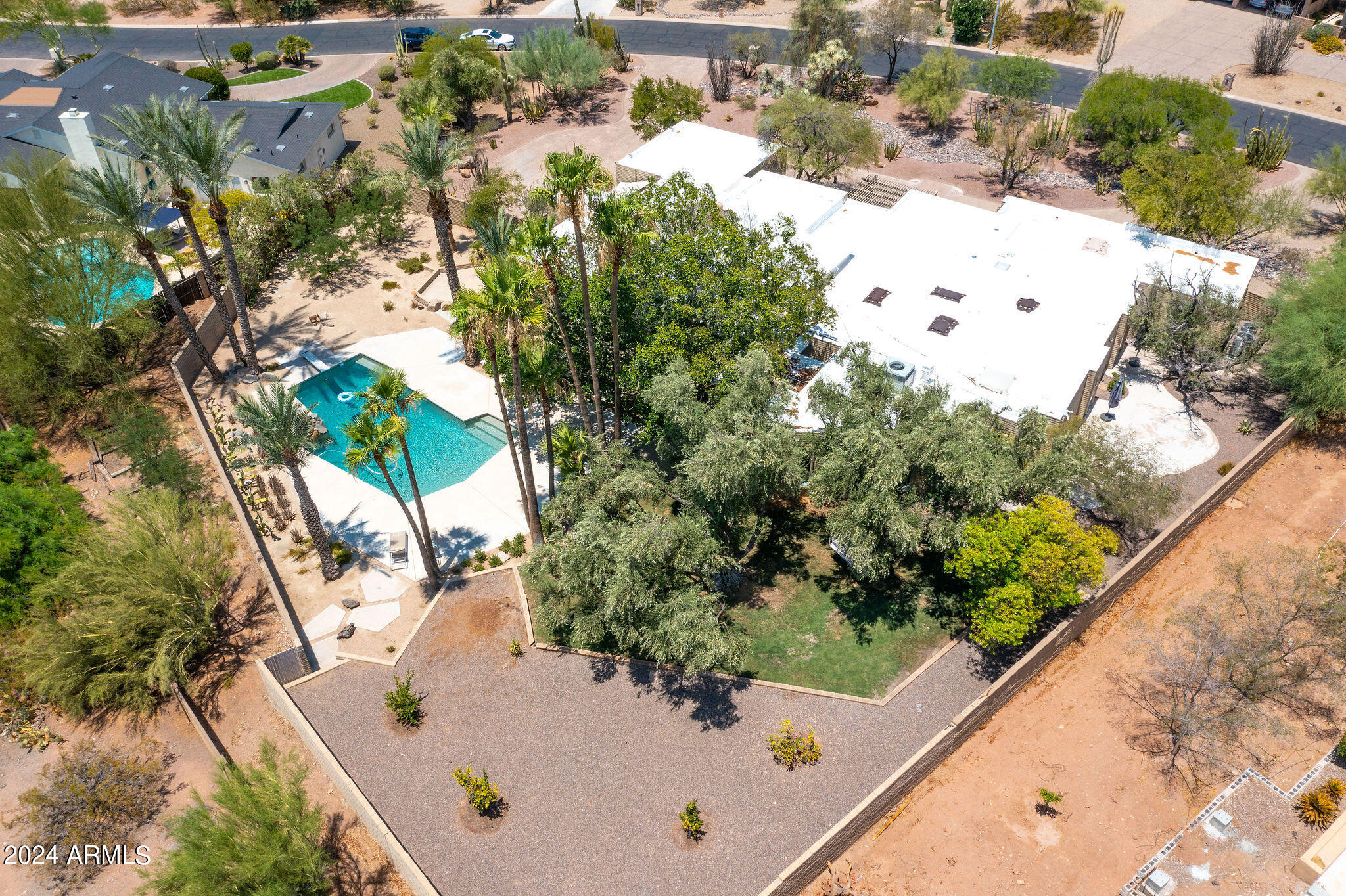 CAMELBACK SIERRA - Residential