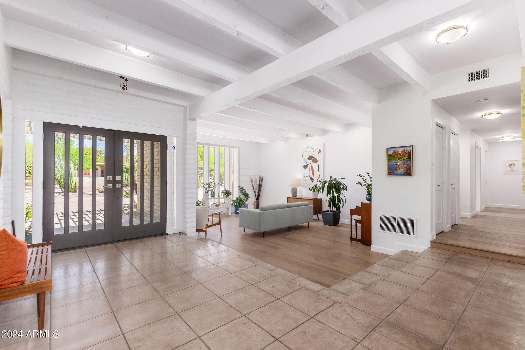 CAMELBACK SIERRA - Residential