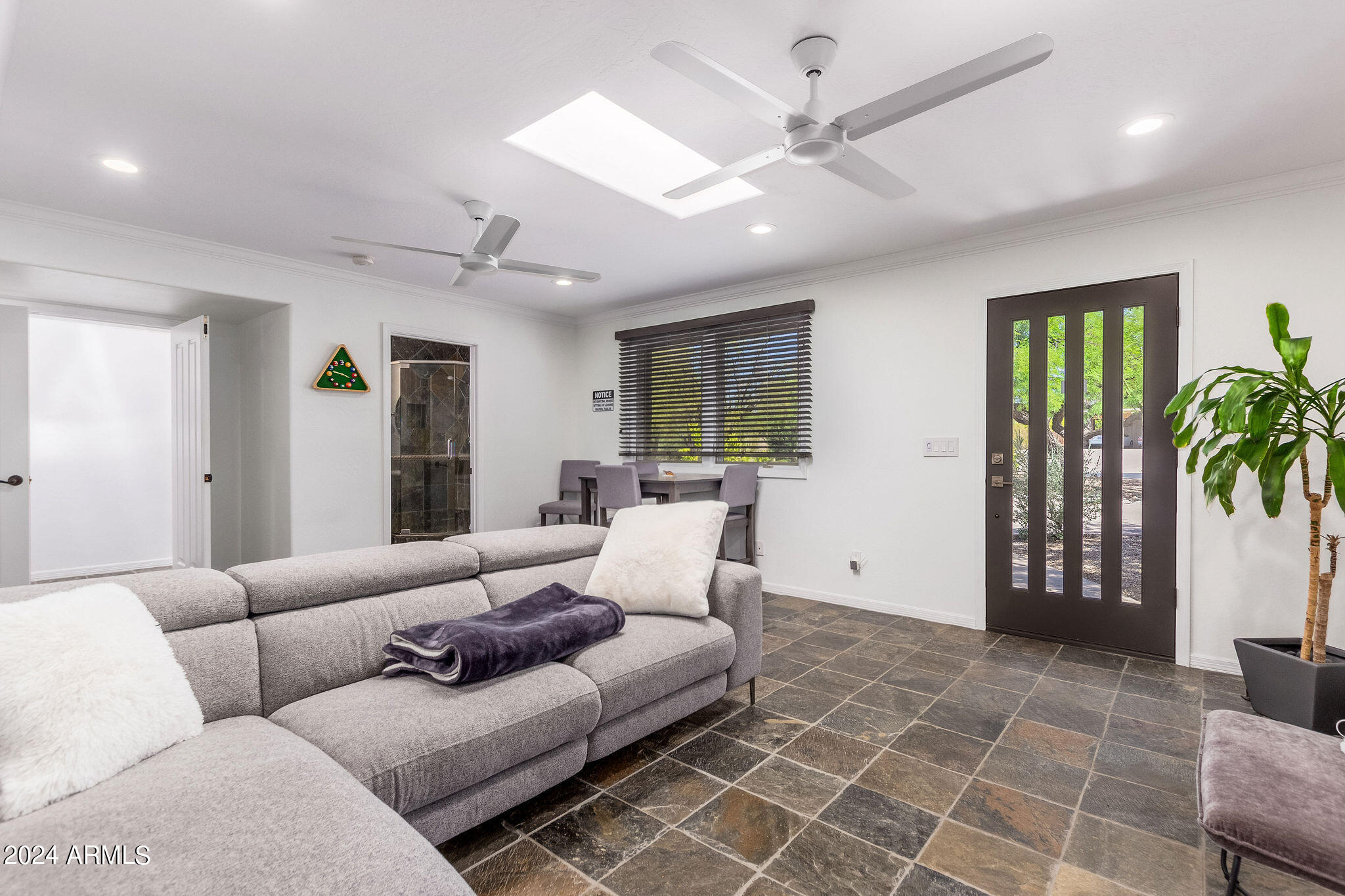 CAMELBACK SIERRA - Residential