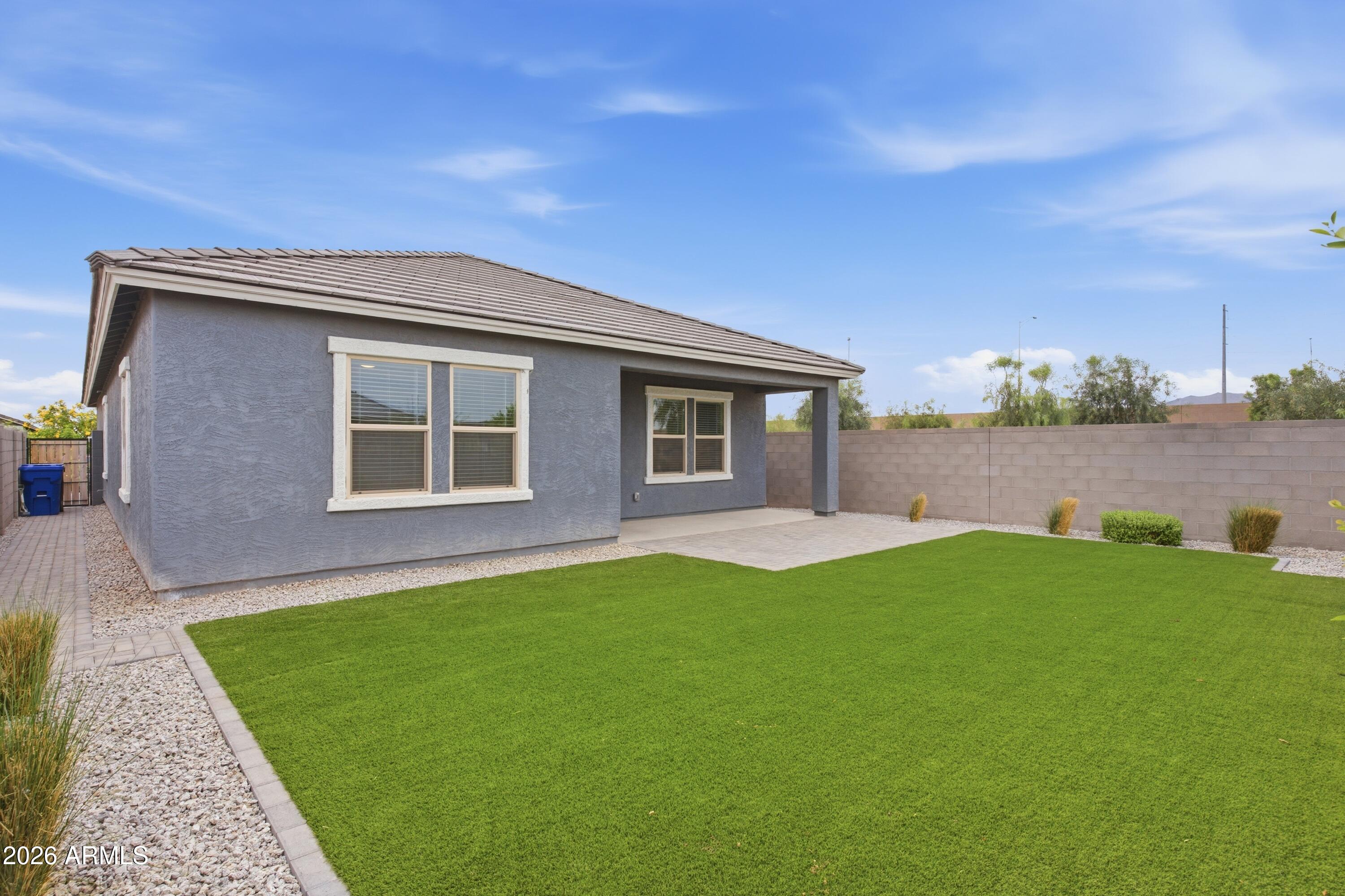 16664 W Christy Drive 19027 W