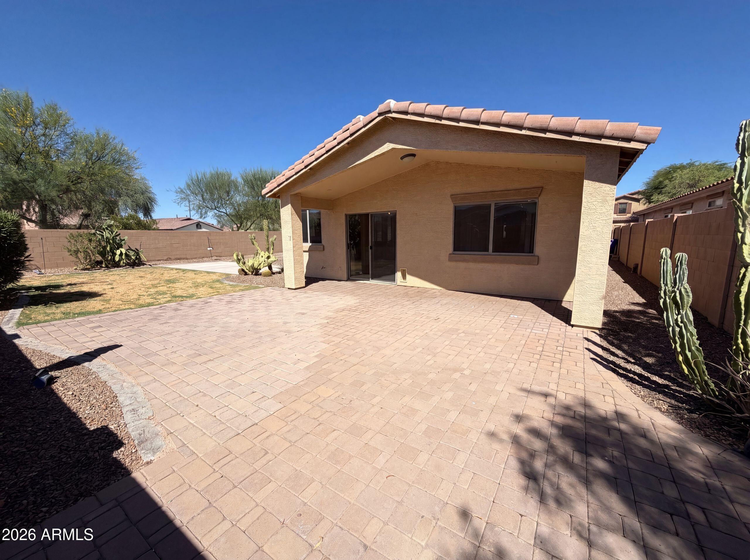 3951 E TIMBERLINE Road