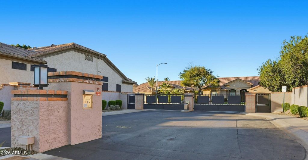 Photo of 5560 E Sheena Drive, Scottsdale, AZ 85254 (MLS # 6973289)