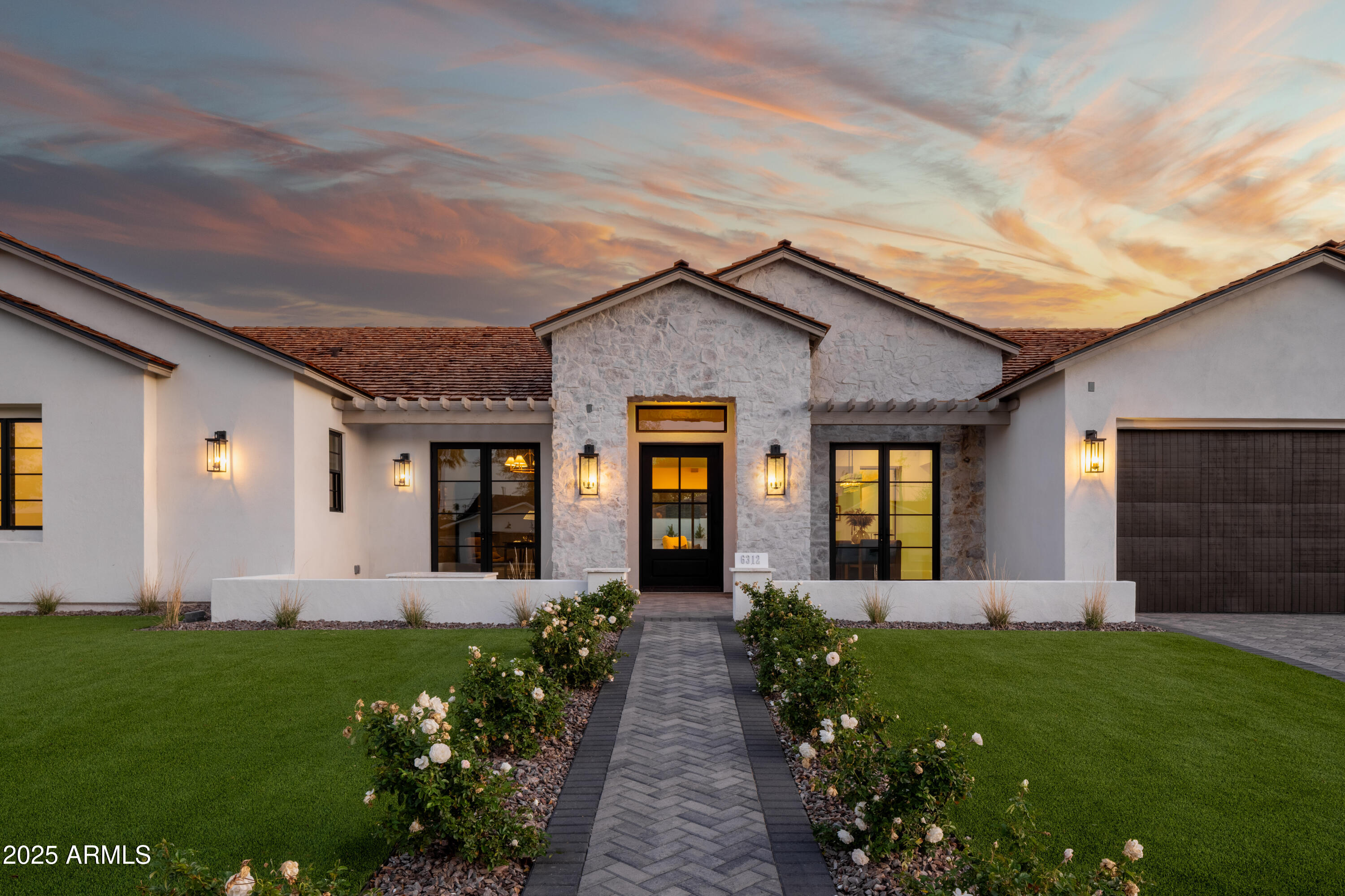 6312 E CALLE DEL PAISANO --