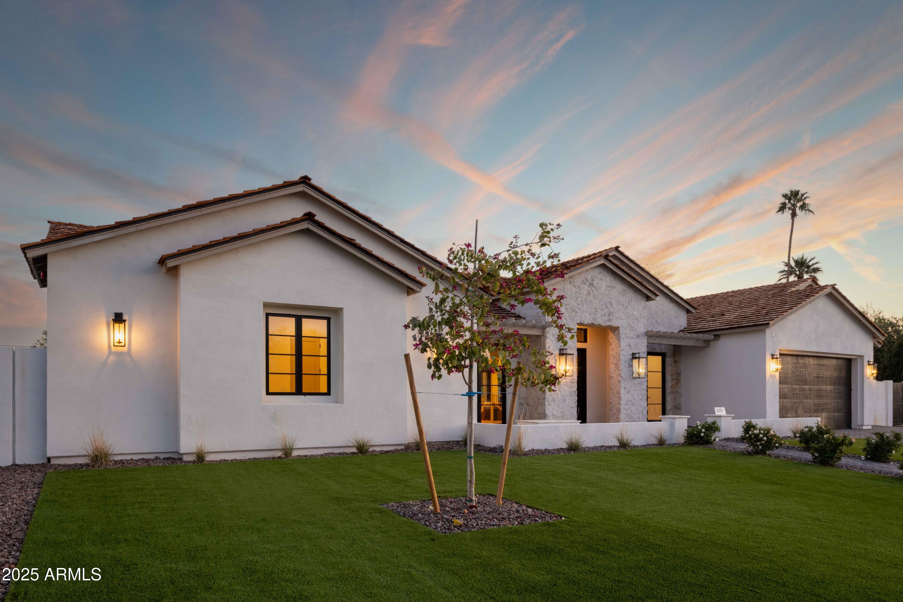 6312 E CALLE DEL PAISANO --