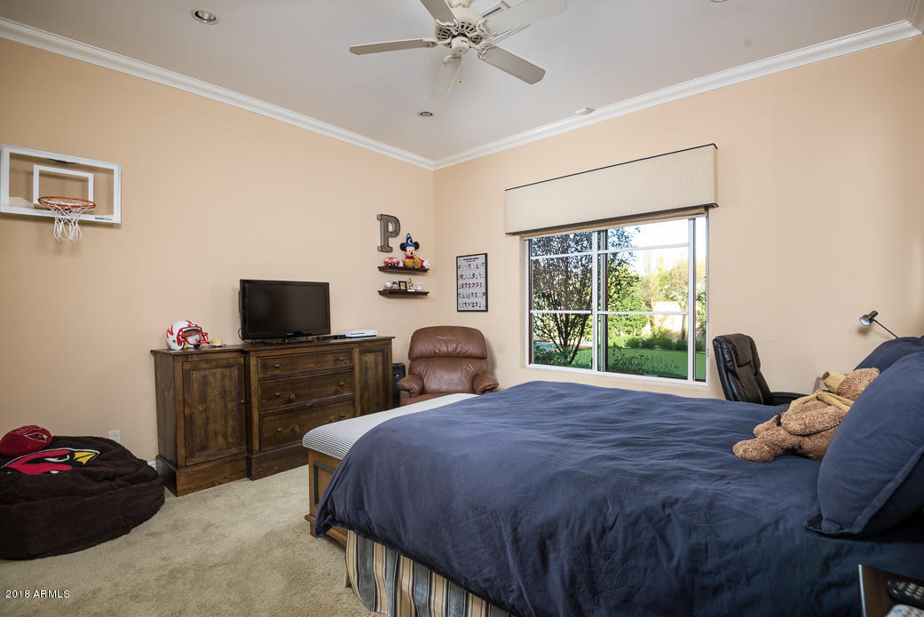 CASA BLANCA ESTATES LOT 20-37 & TR A - Residential