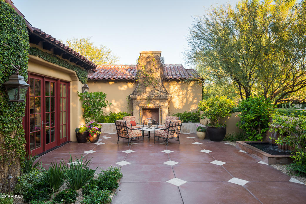 CASA BLANCA ESTATES LOT 20-37 & TR A - Residential