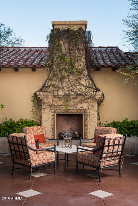 CASA BLANCA ESTATES LOT 20-37 & TR A - Residential