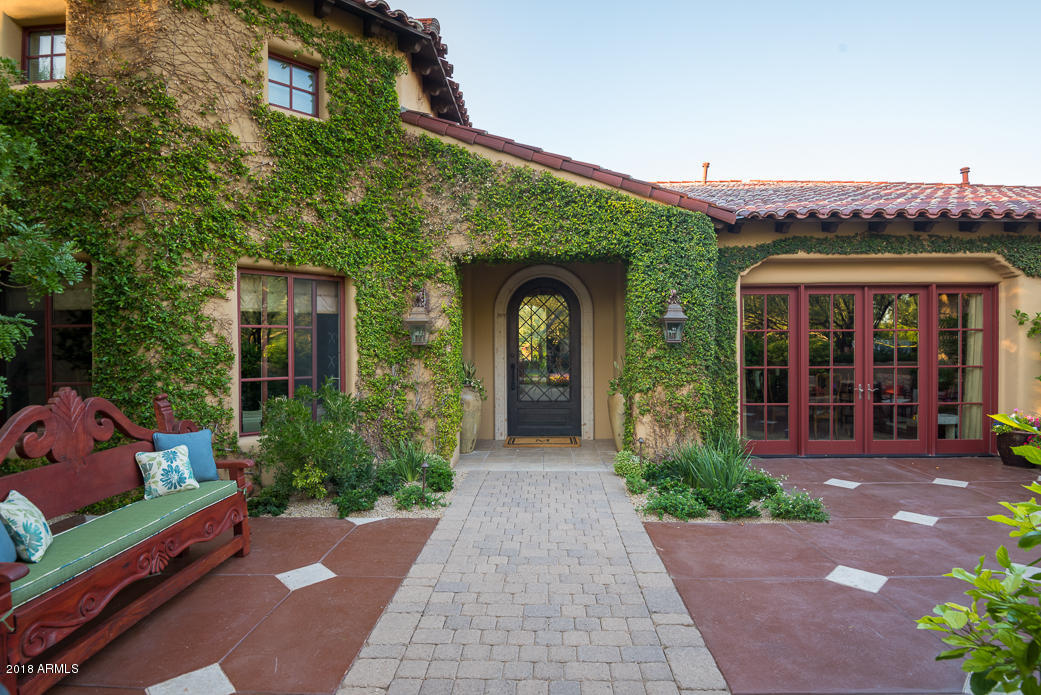 CASA BLANCA ESTATES LOT 20-37 & TR A - Residential