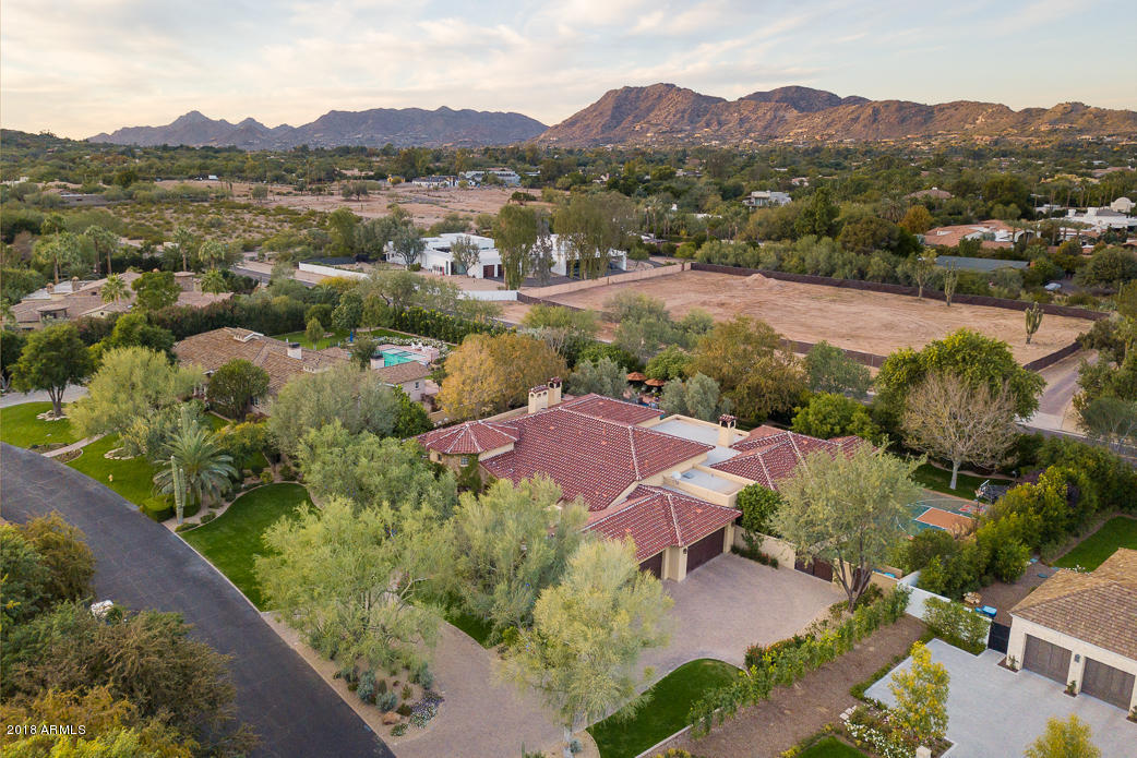 CASA BLANCA ESTATES LOT 20-37 & TR A - Residential