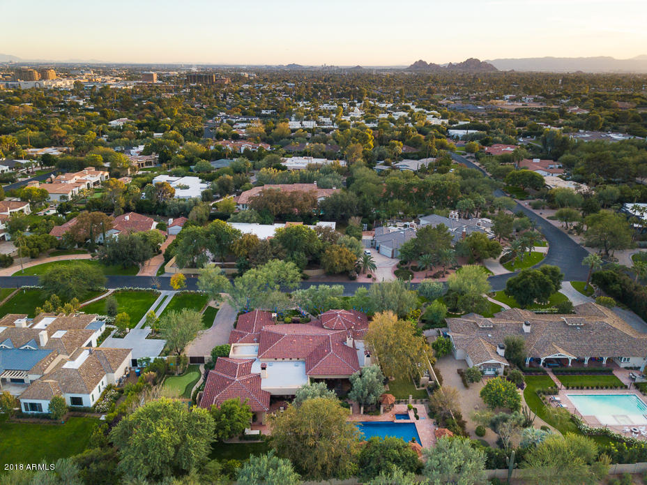 CASA BLANCA ESTATES LOT 20-37 & TR A - Residential