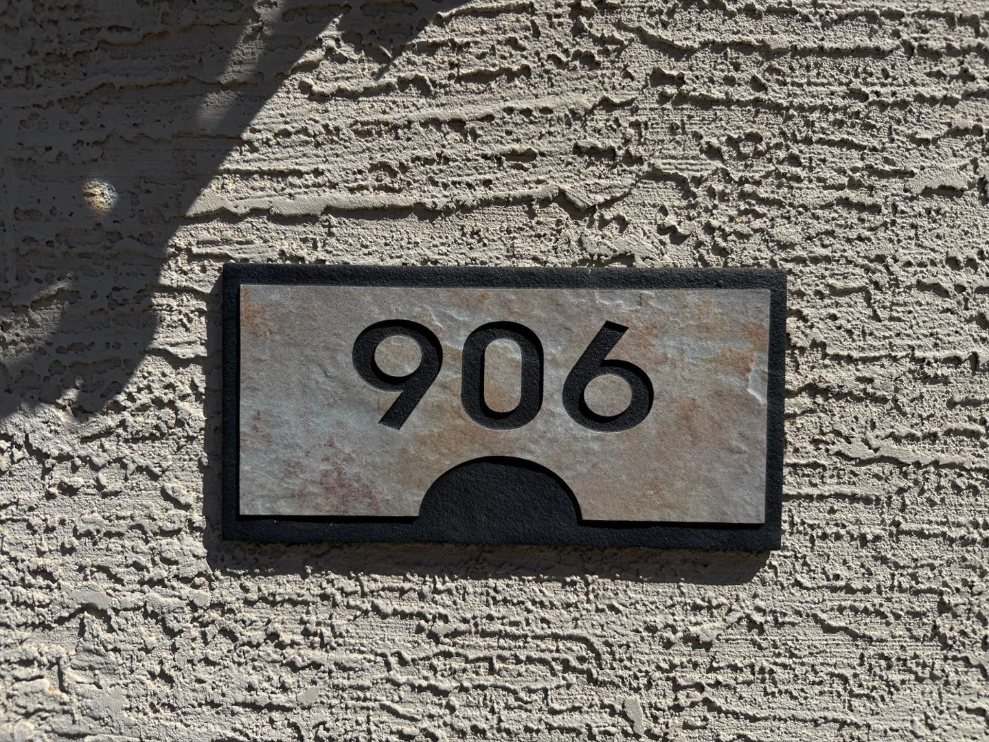 906 W Glenmere Drive