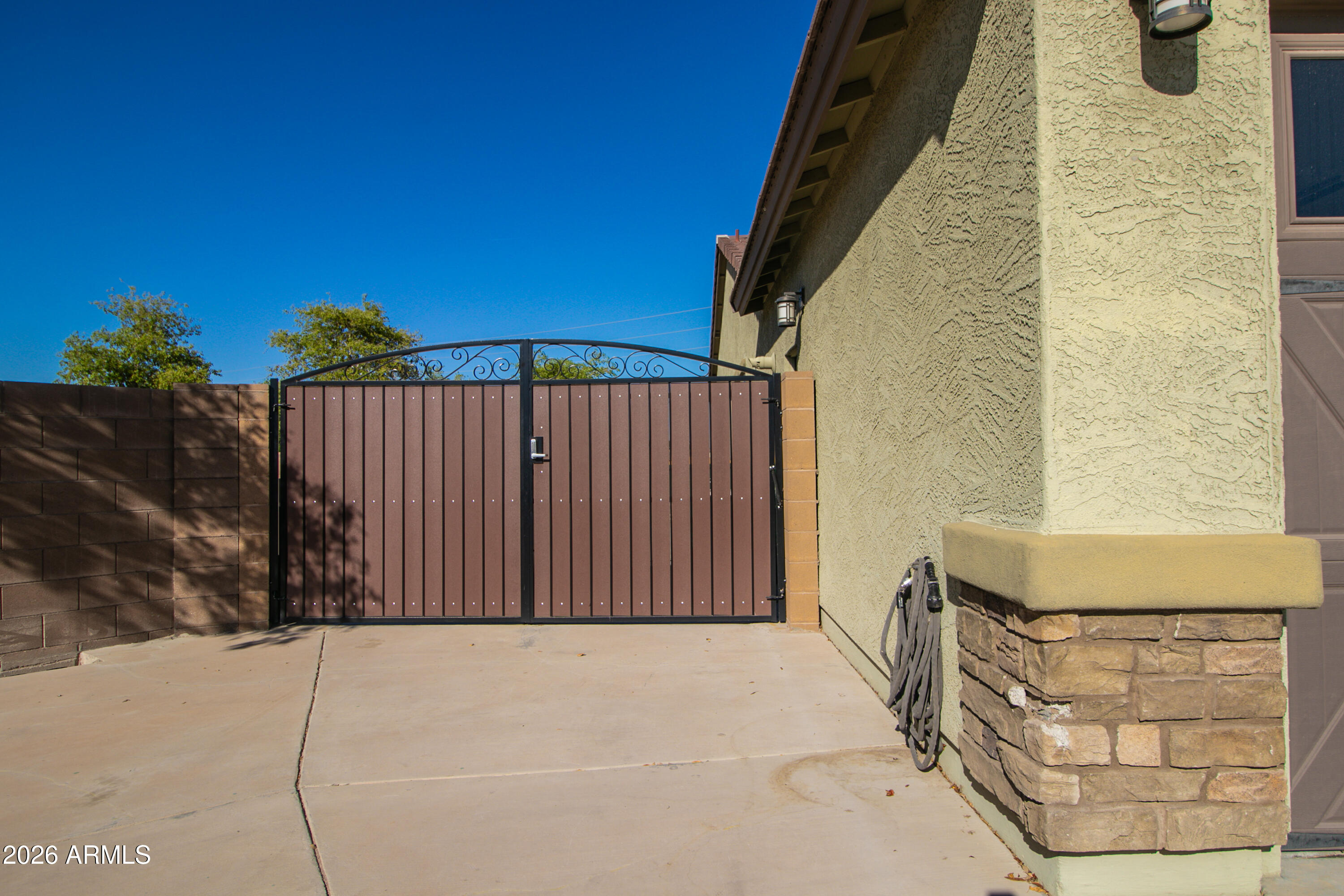GRANITE VISTA - Residential