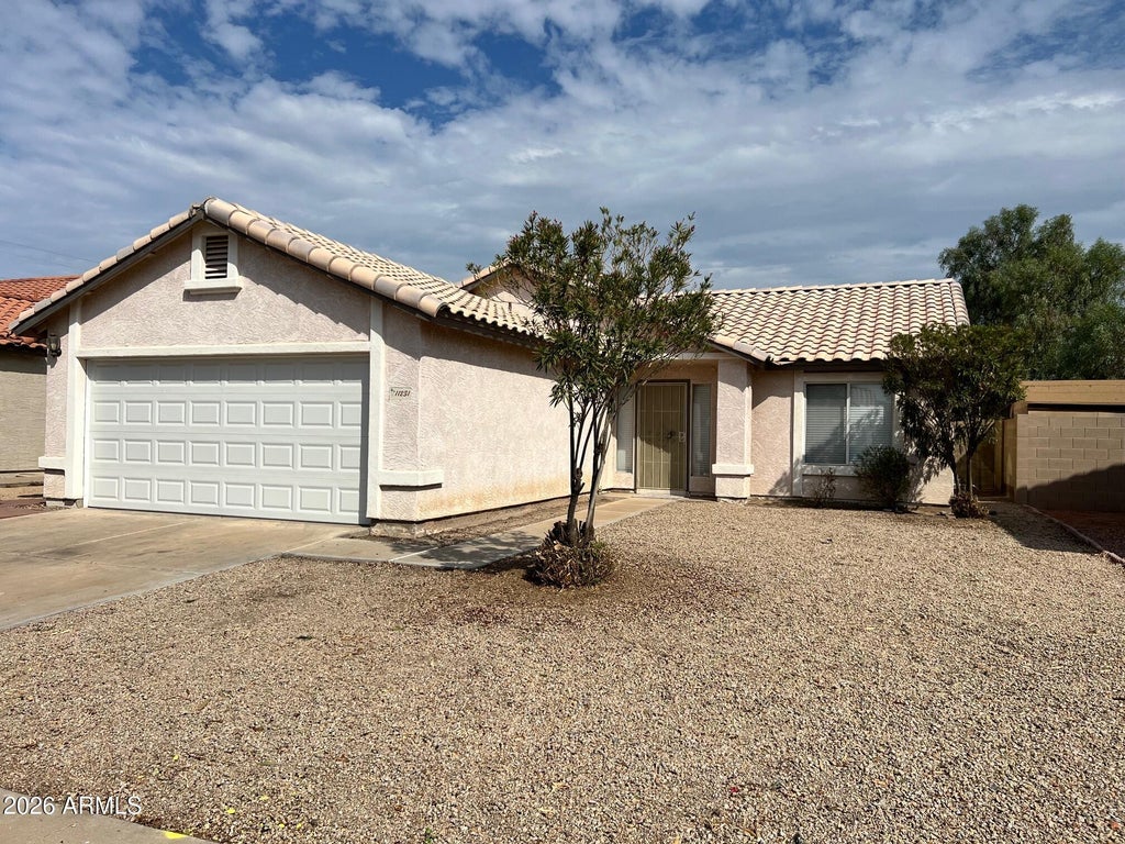 Photo of 11231 W Golden Lane, Peoria, AZ 85345 (MLS # 7084206)
