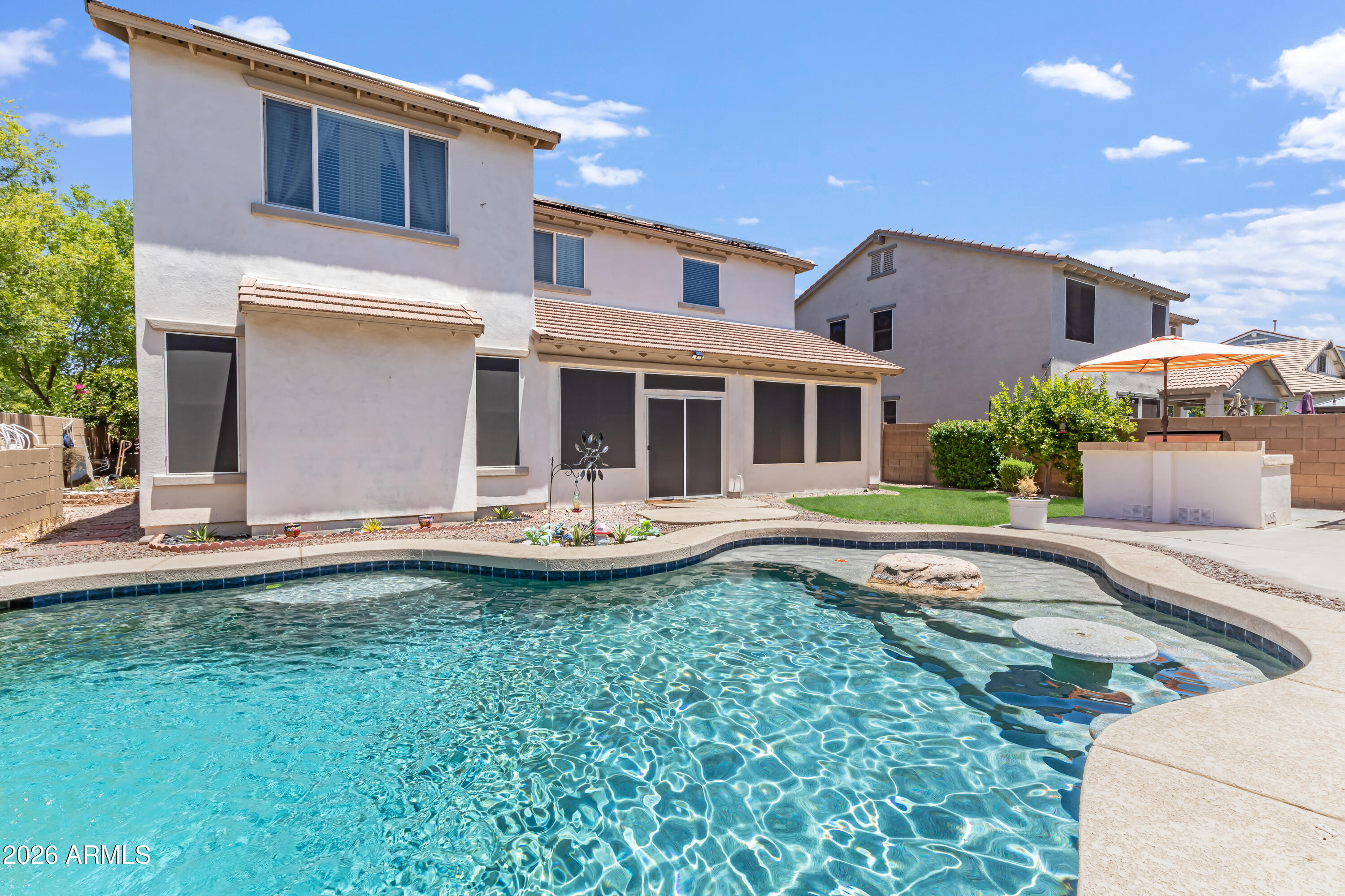 3425 E SIERRA MADRE Avenue