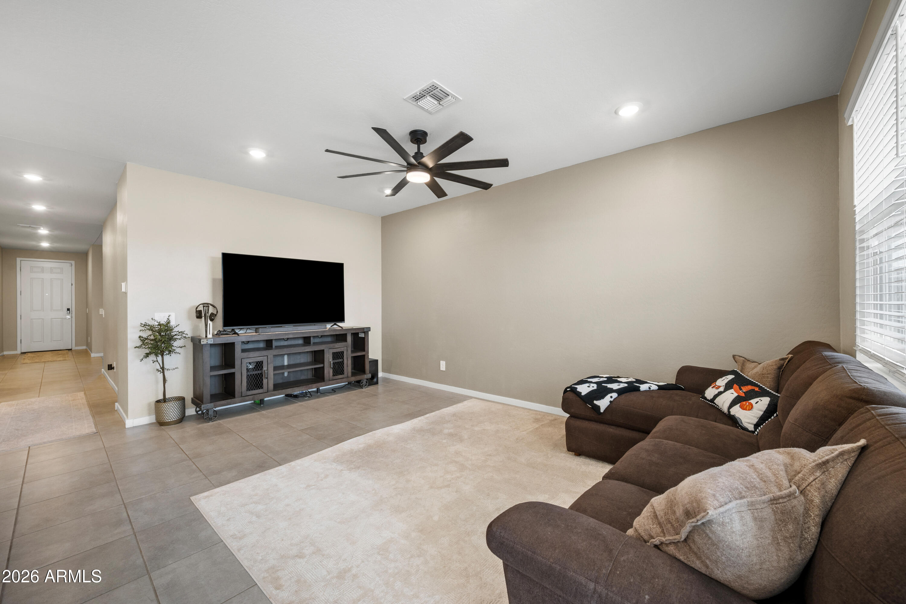 3423 E ALEXANDER Drive