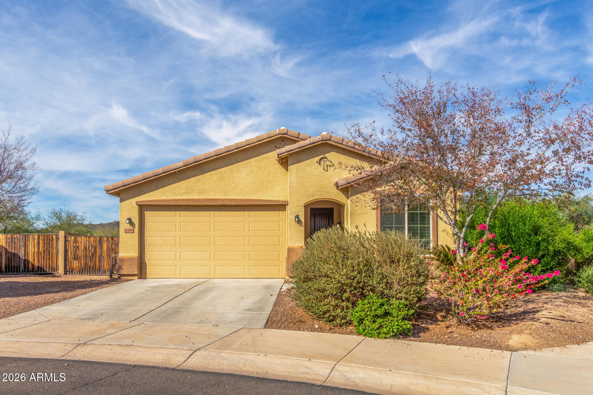 21294 W BERKELEY Road