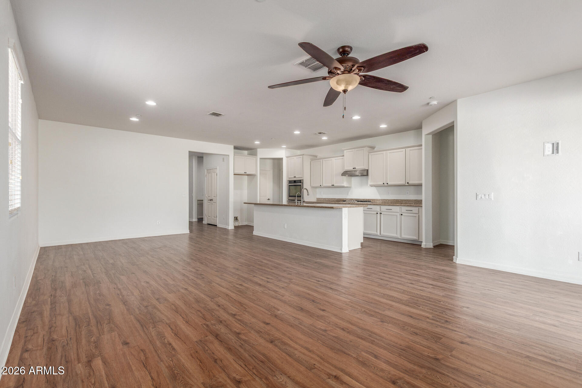 21294 W BERKELEY Road