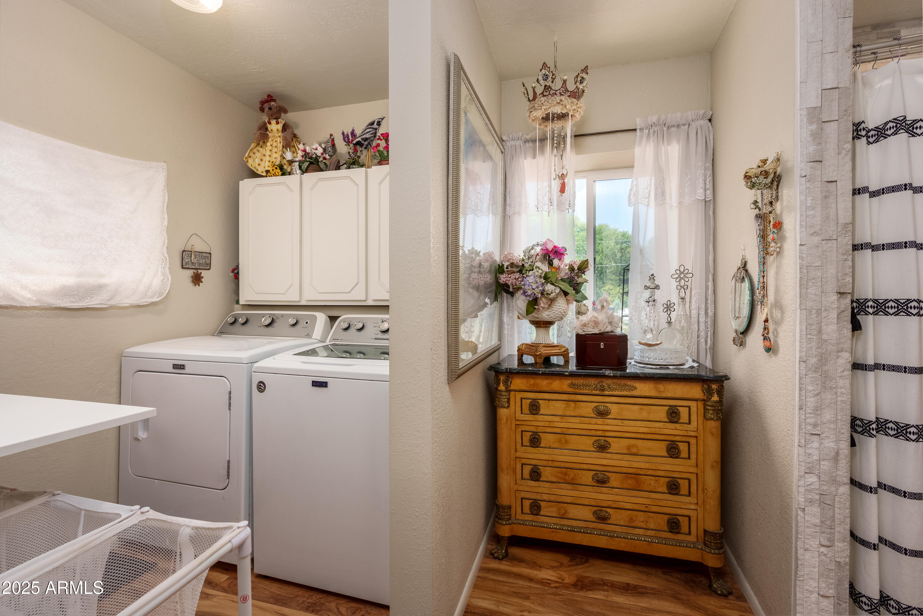 Cornville, Arizona 86325, United States, 4 Bedrooms Bedrooms, ,4 BathroomsBathrooms,Residential,Active,184068