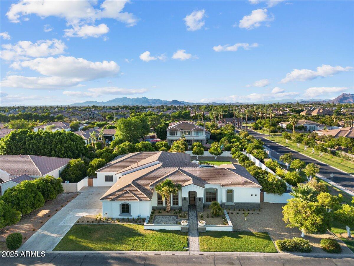 3354 E JAEGER Circle