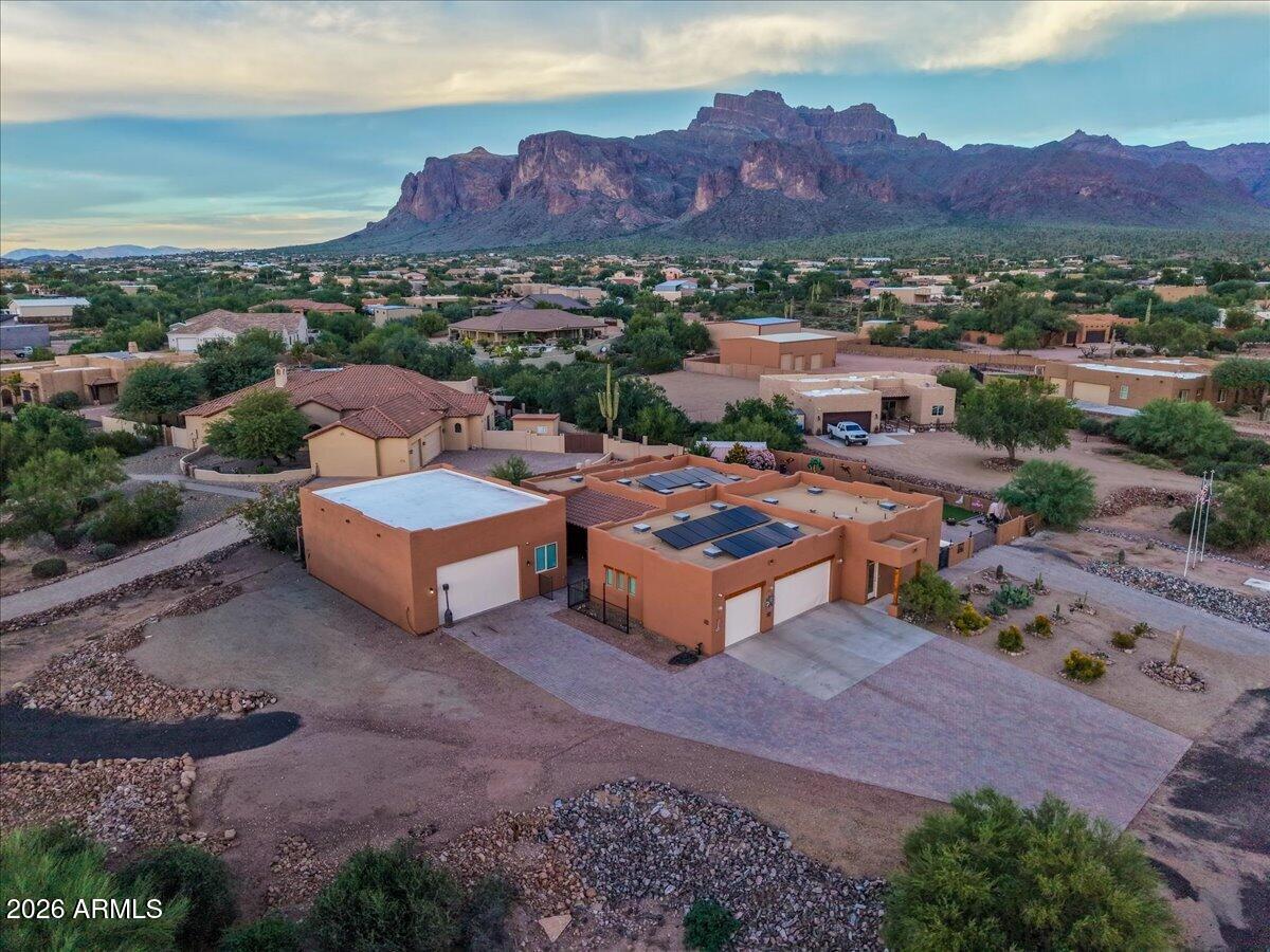 481 S Val Vista Road