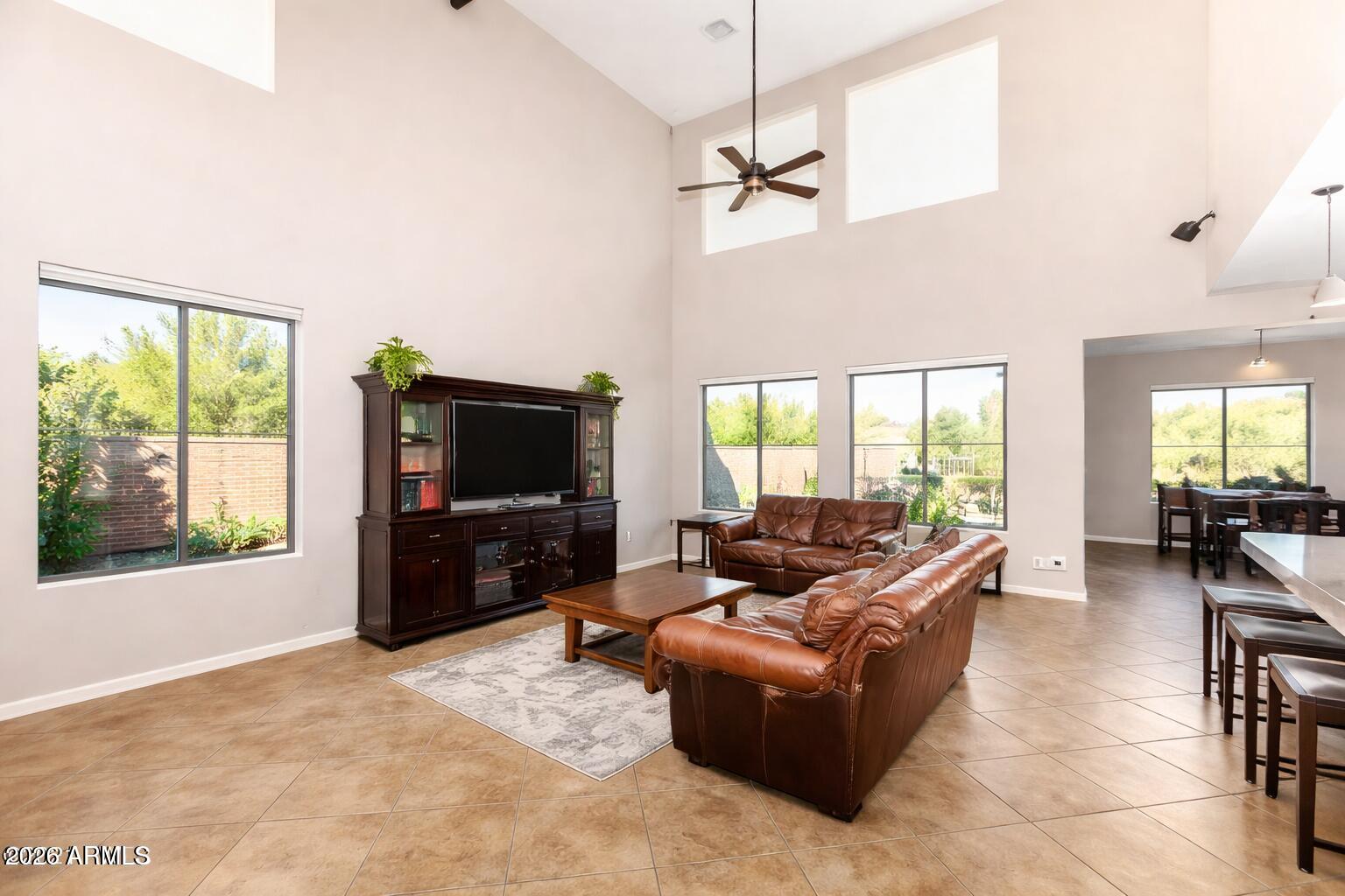 1904 W BLACK HILL Road