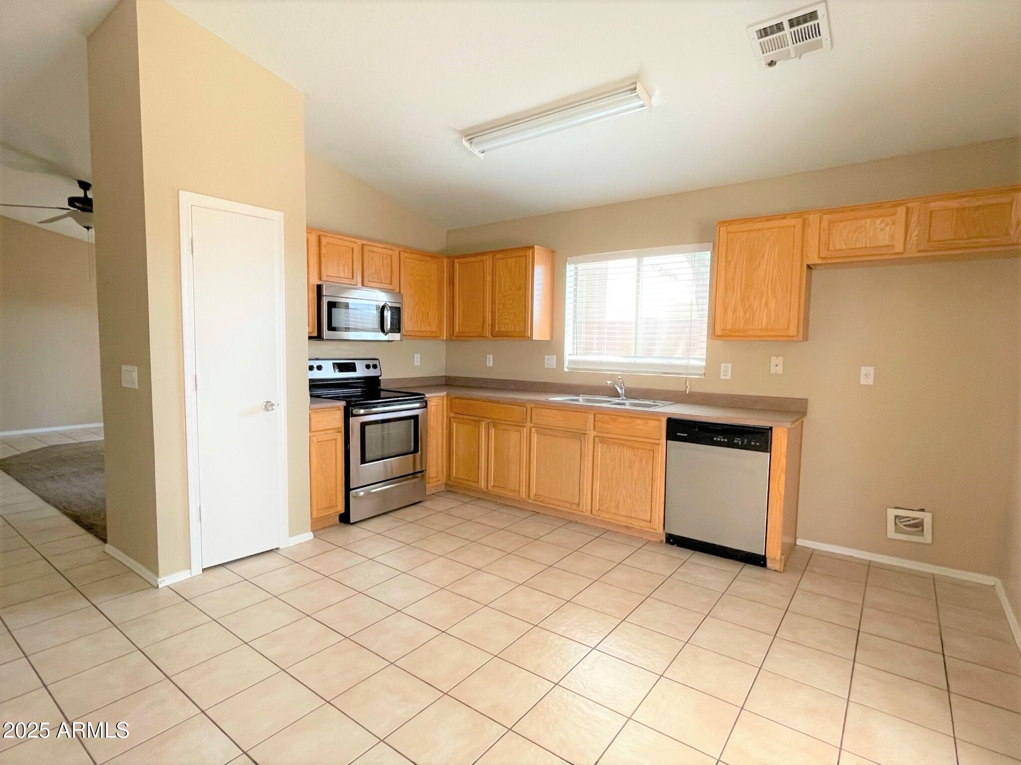 6717 E Lush Vista View