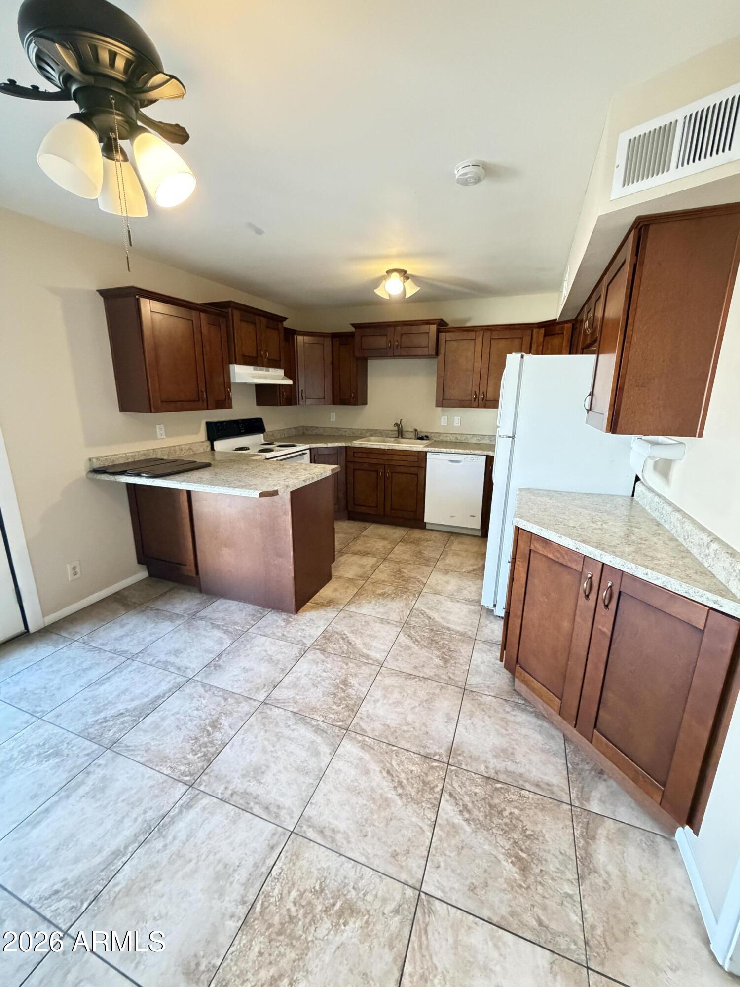 114 S LESUEUR --