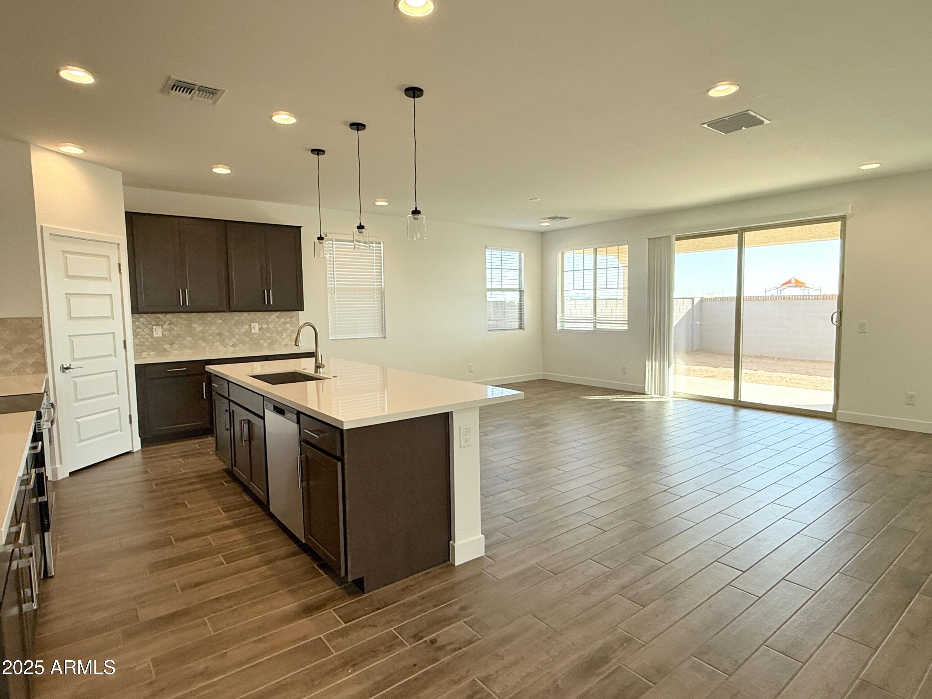 10203 W Crittenden Lane