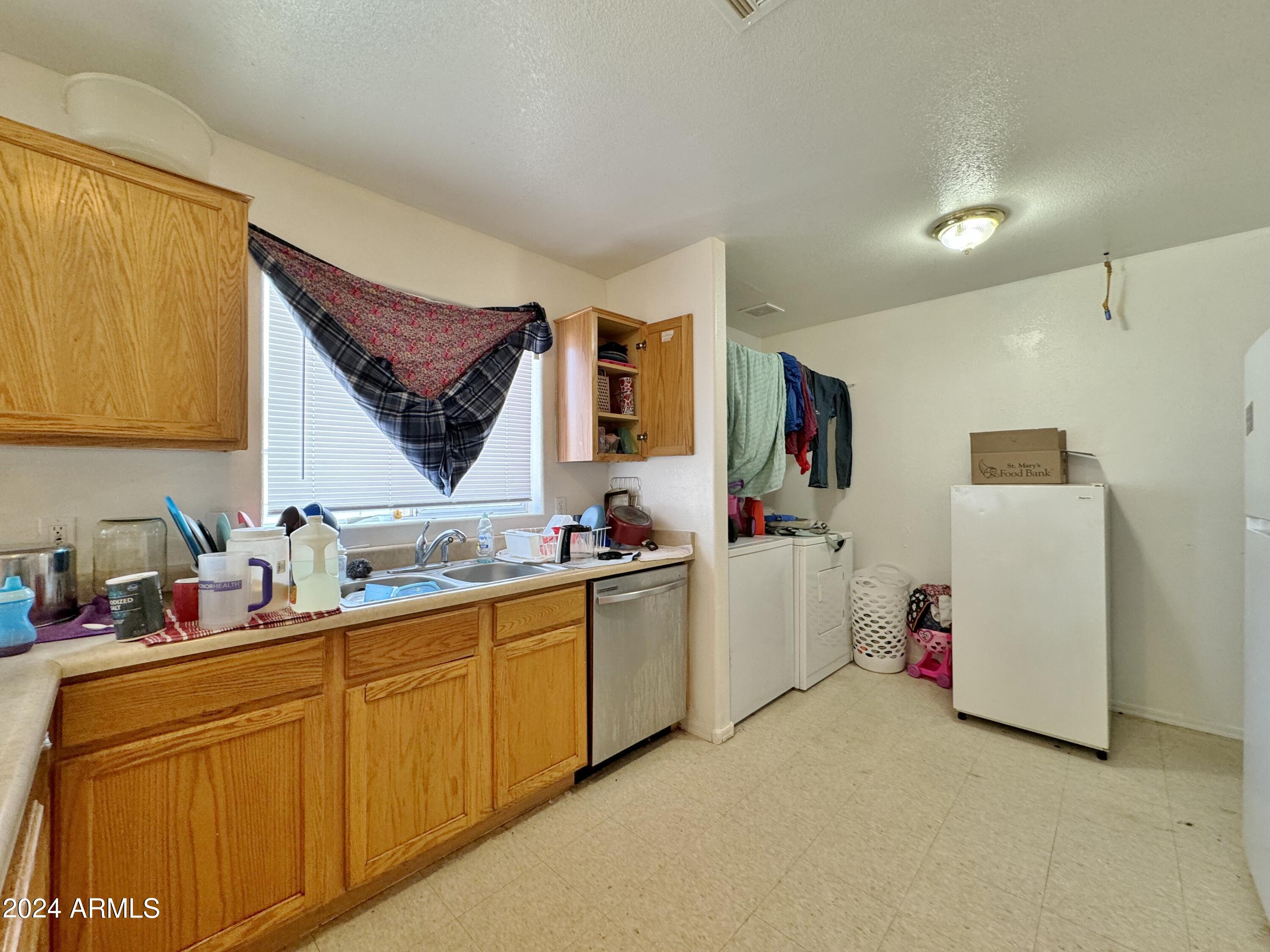 8160 W SERENA Drive
