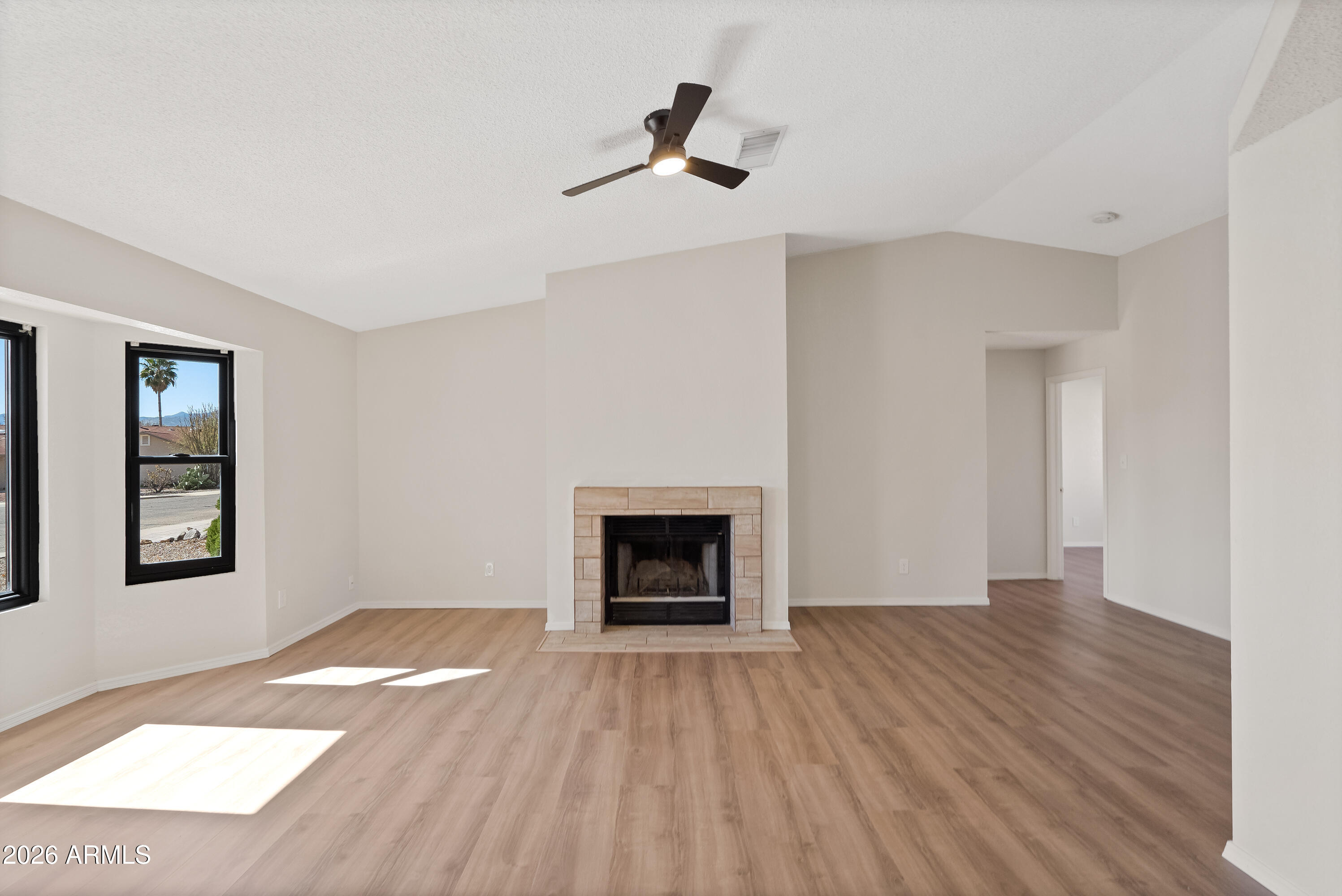 3302 RIDGE CREST Street