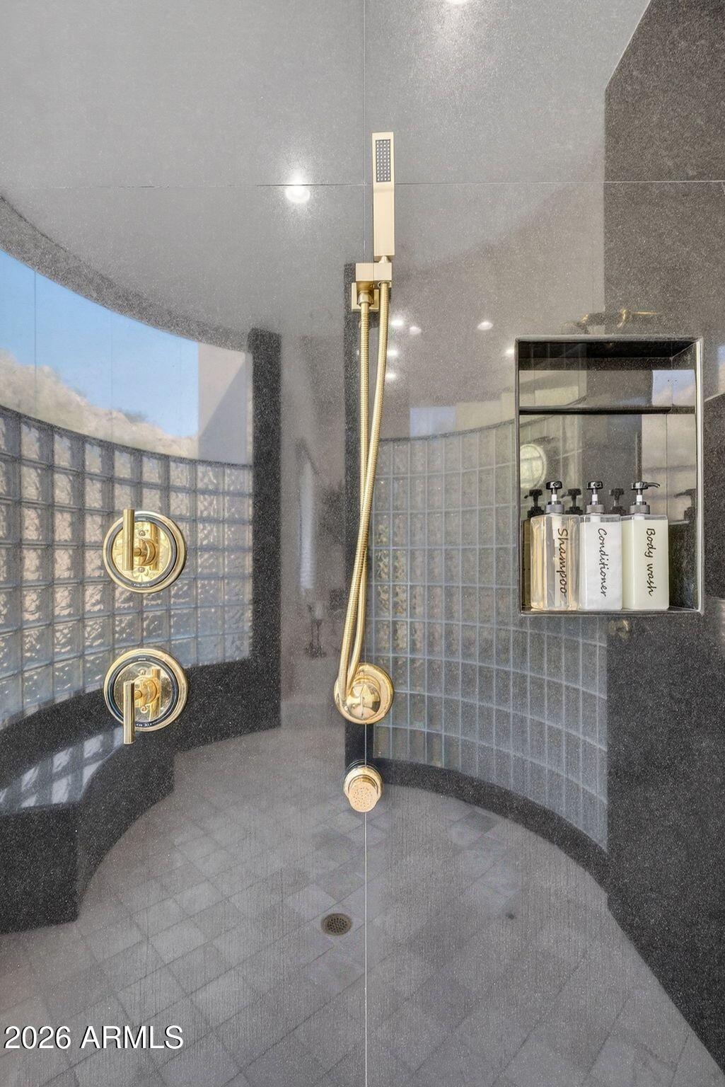 metes and bounds - Residential
