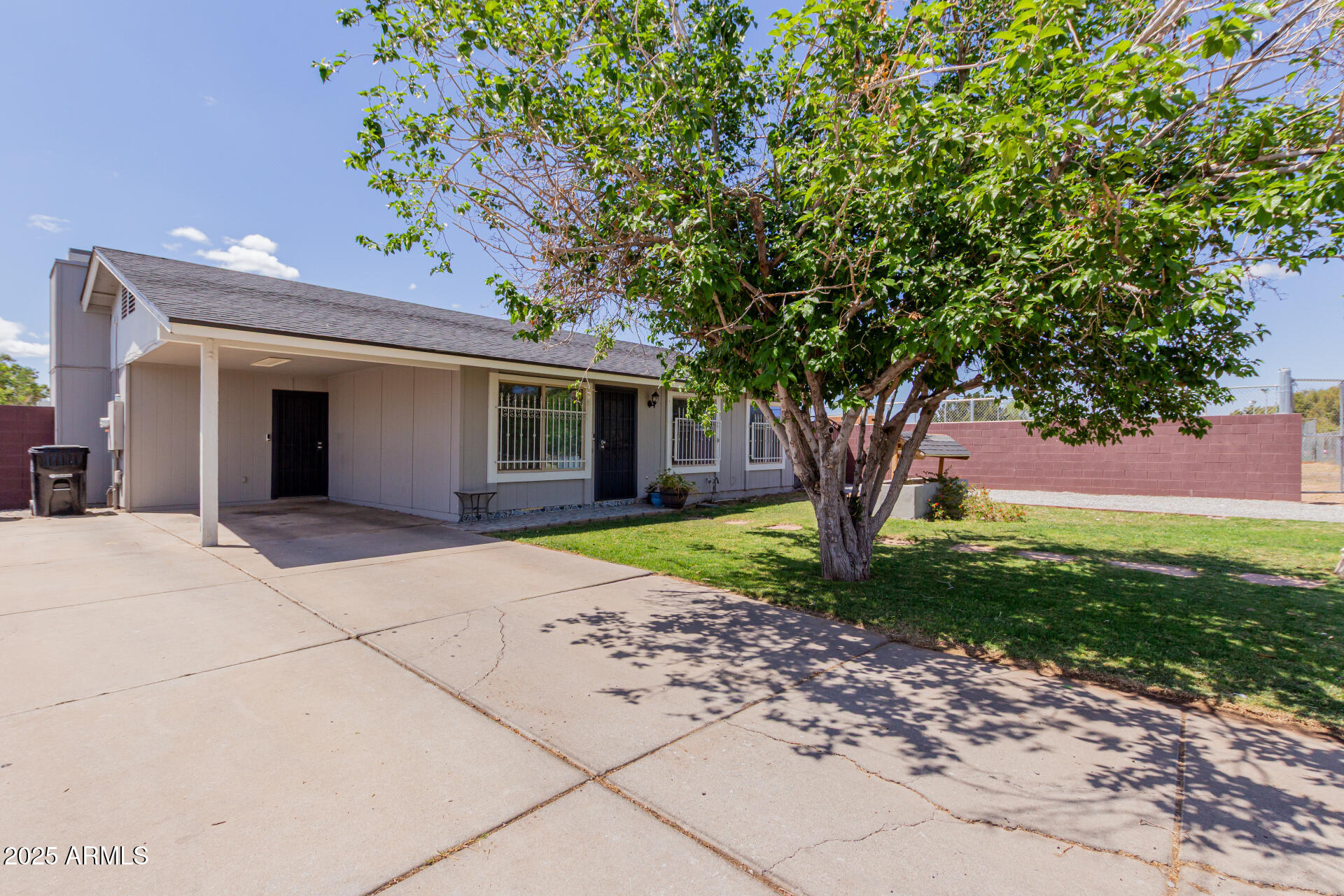 7235 W FLOWER Street