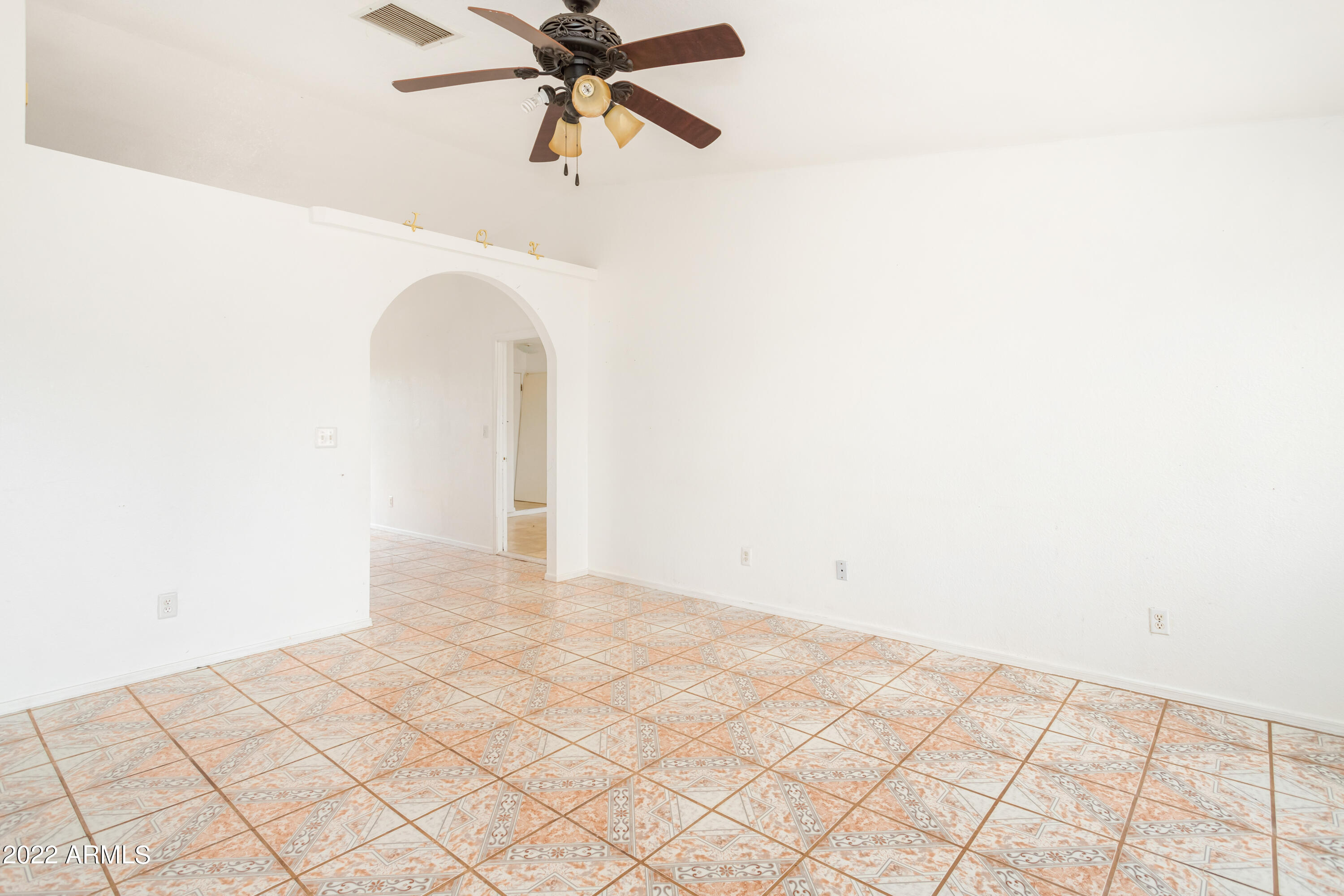 SEMINOLE WINDS - Residential