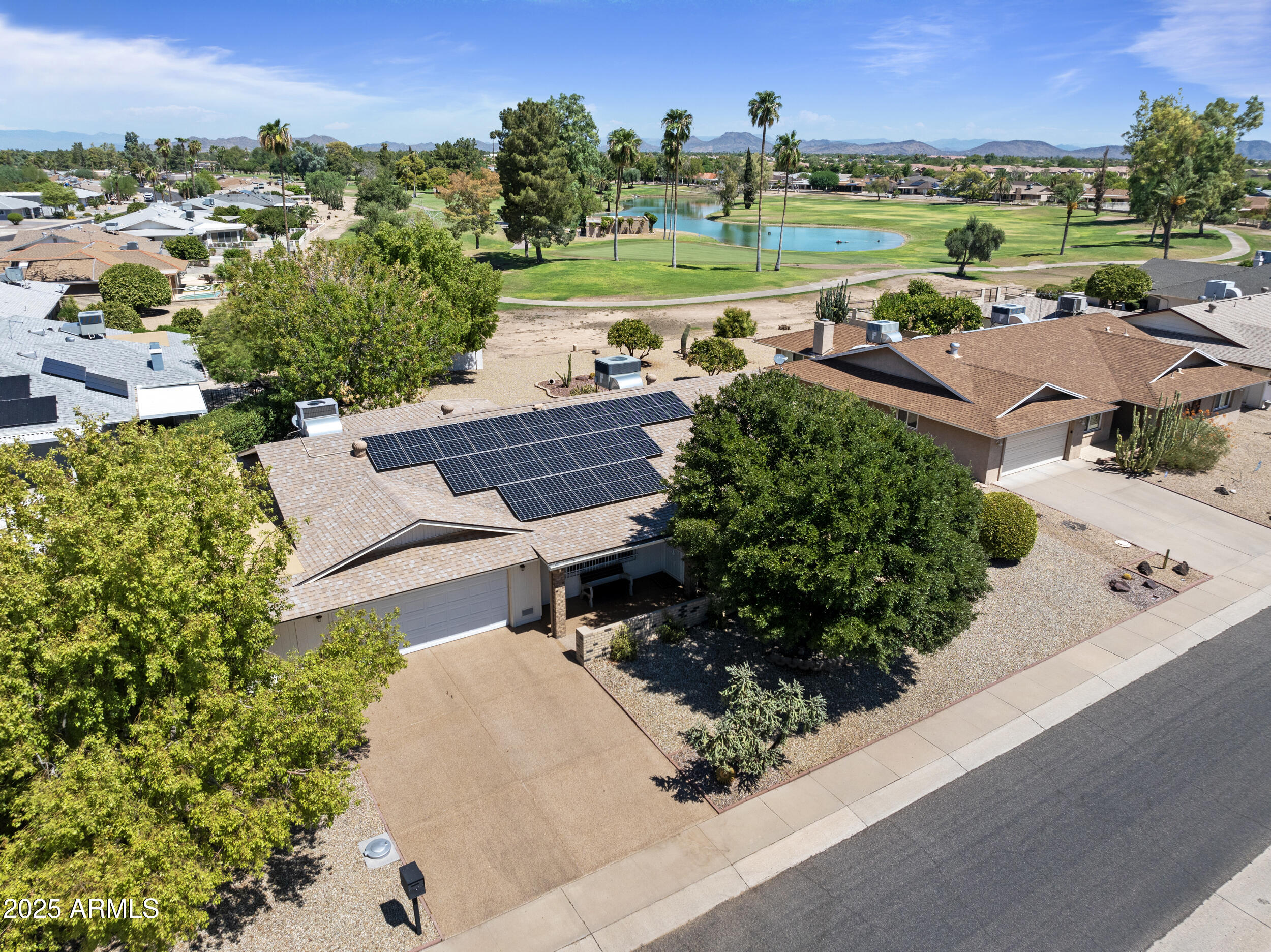 9422 W COUNTRY CLUB Drive