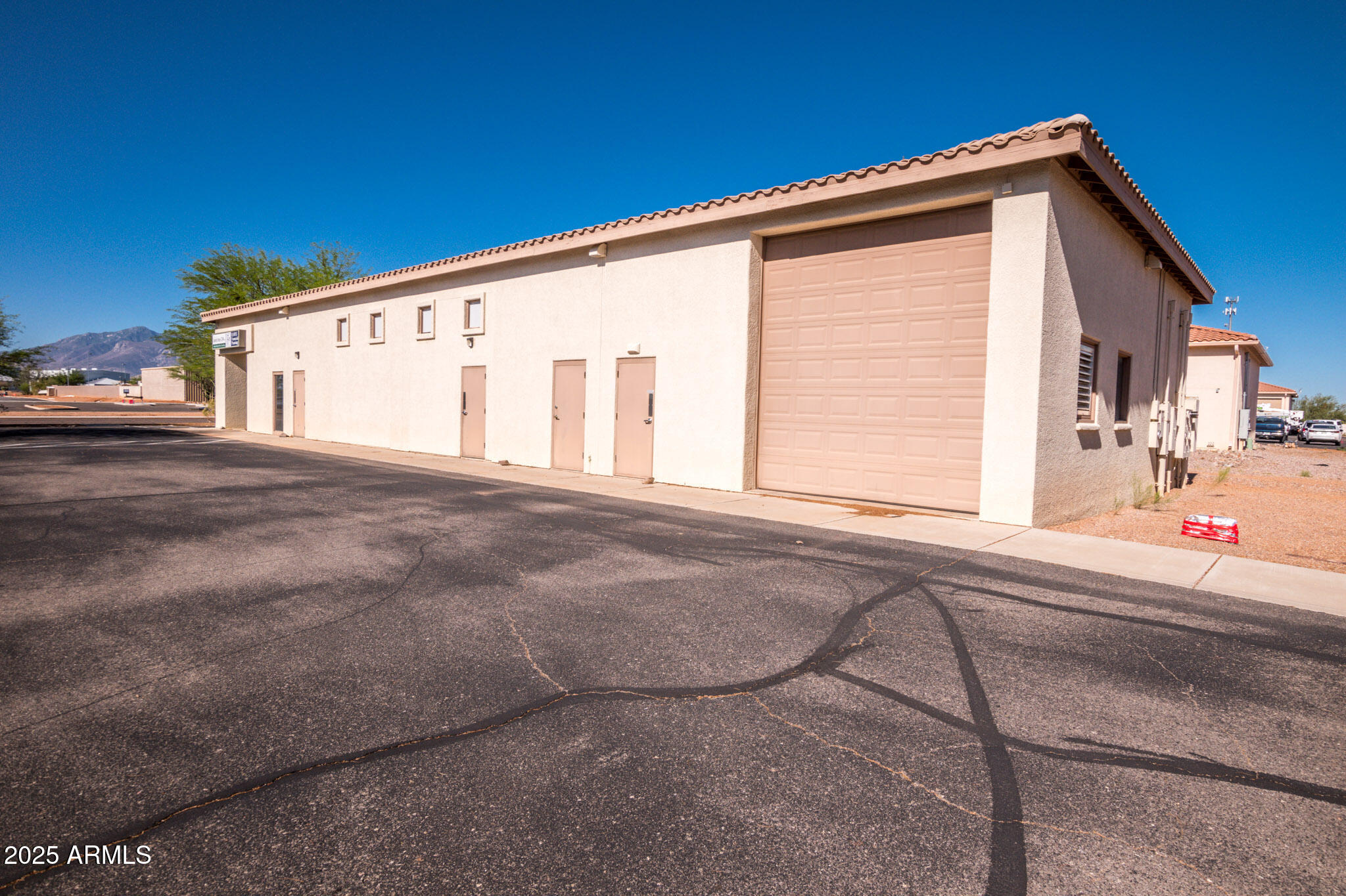 4655 N COMMERCE Drive A