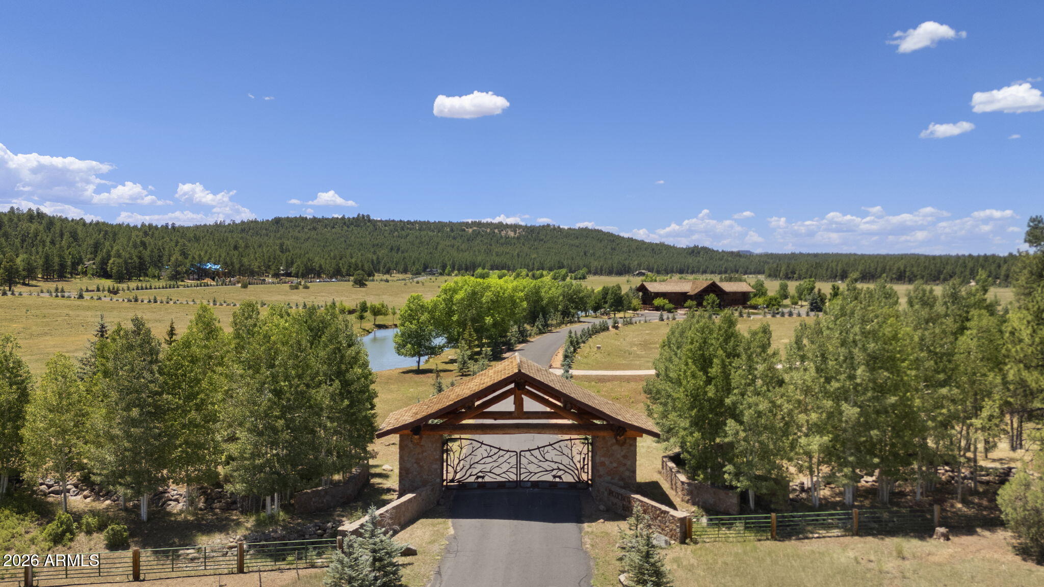 318 W AVA J Circle 30