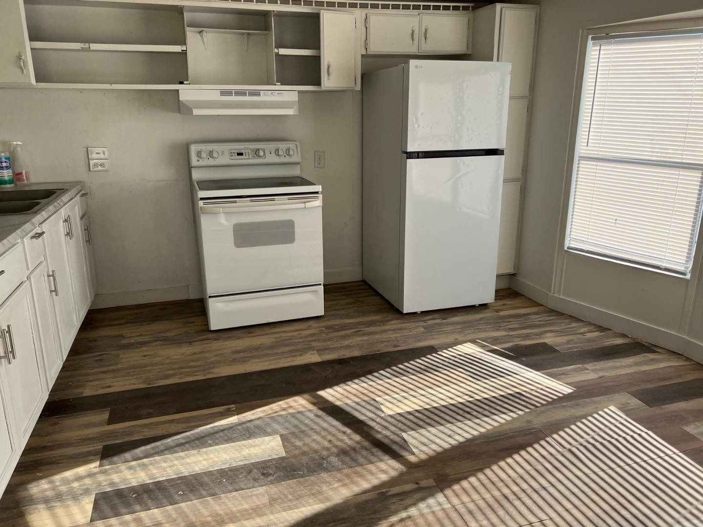 5811 N Fuchsia Street