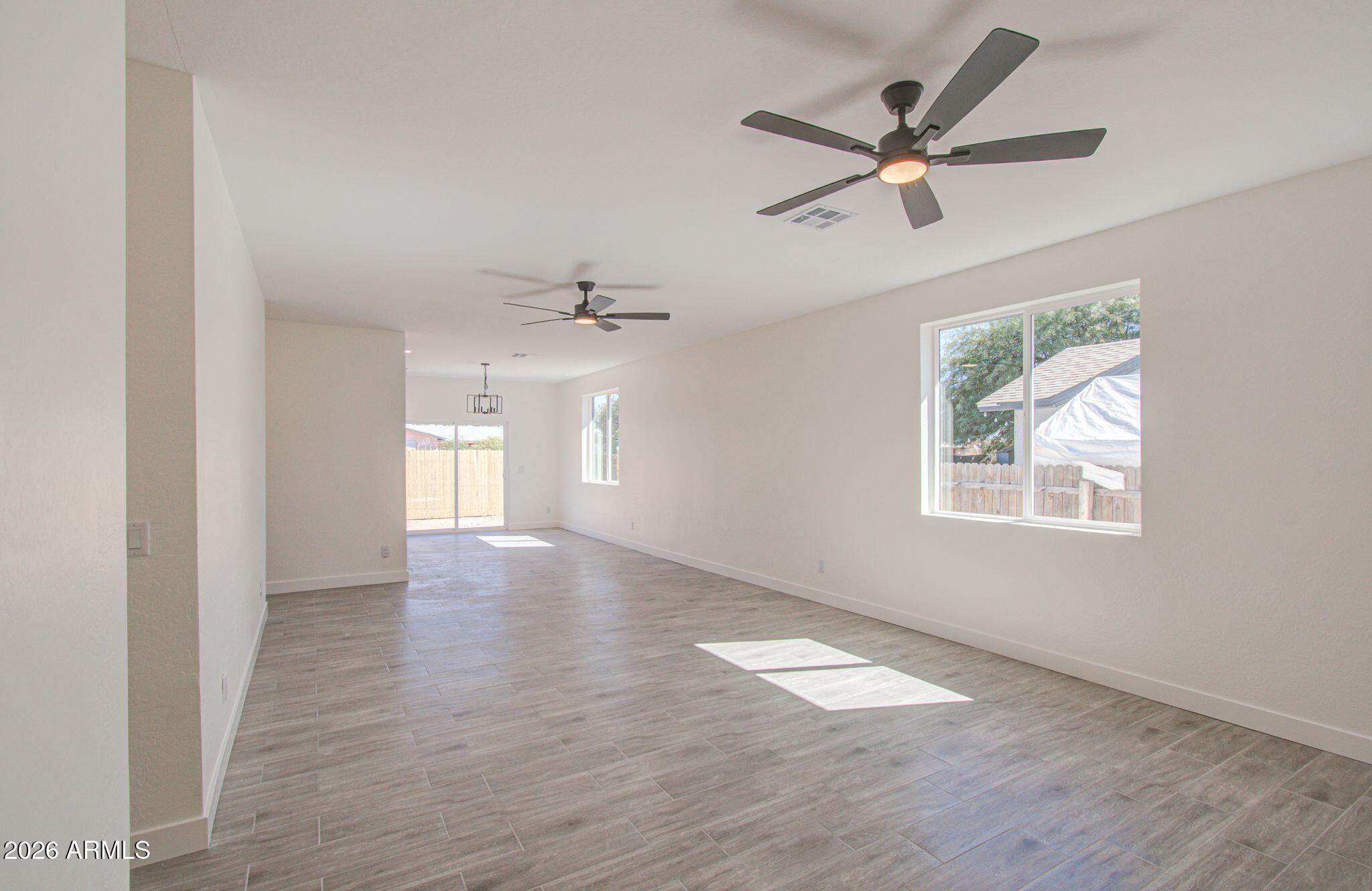 1523 S HALE Drive